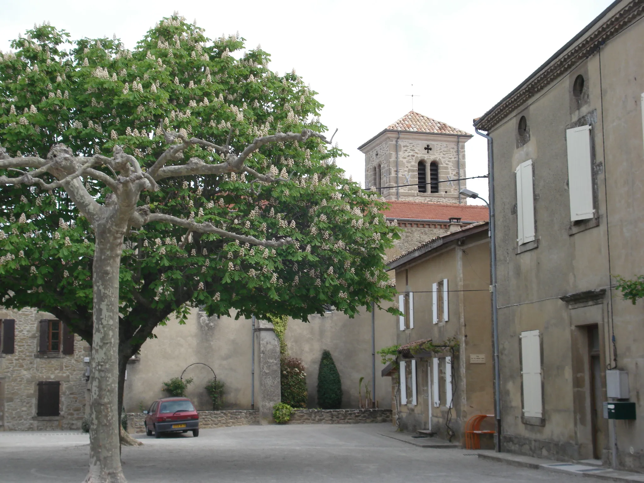 Photo showing: village de Ratières dans la Drôme des collines