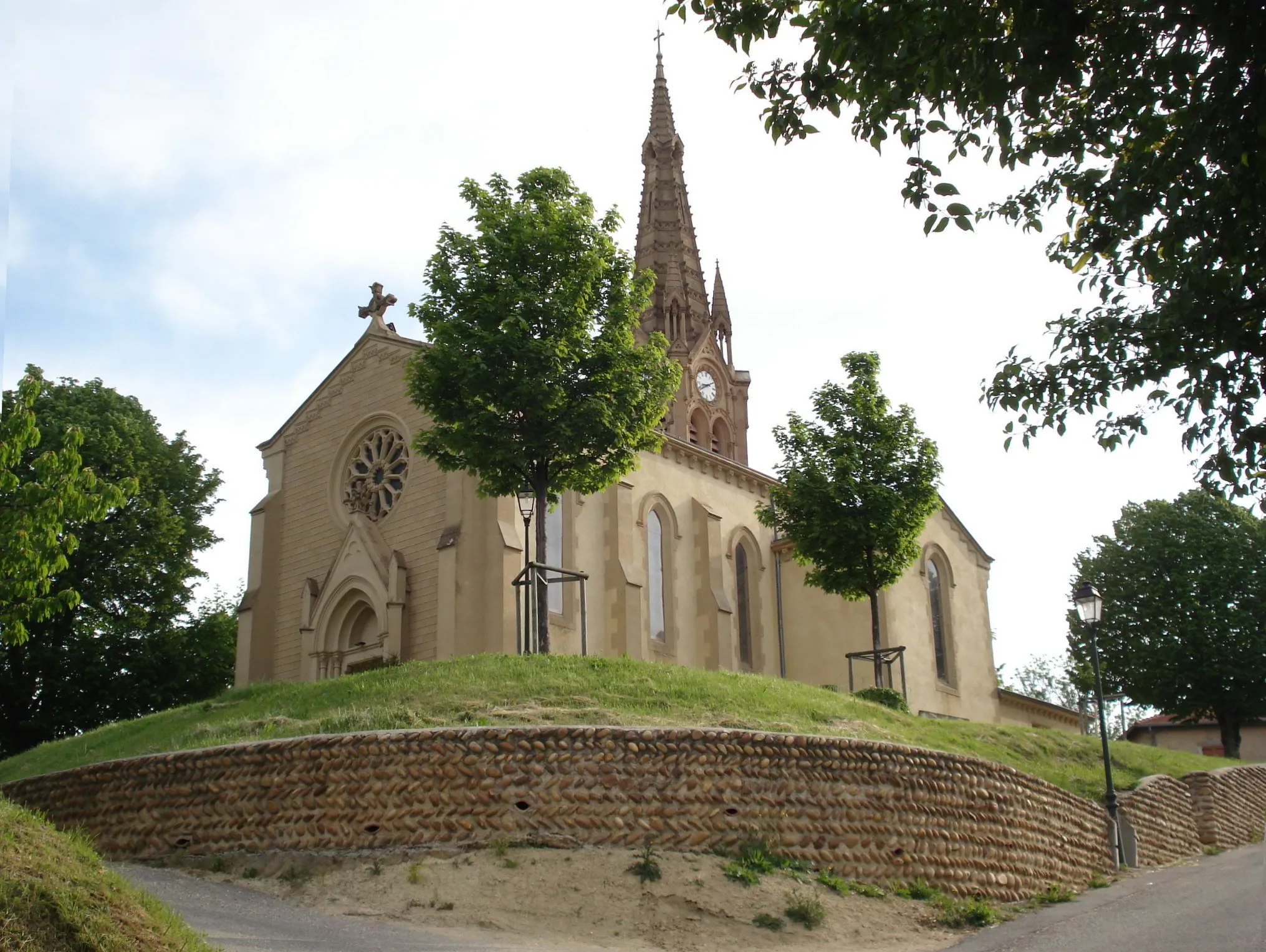 Photo showing: église Saint Martin à Saint-Martin d'Août dans la Drôme