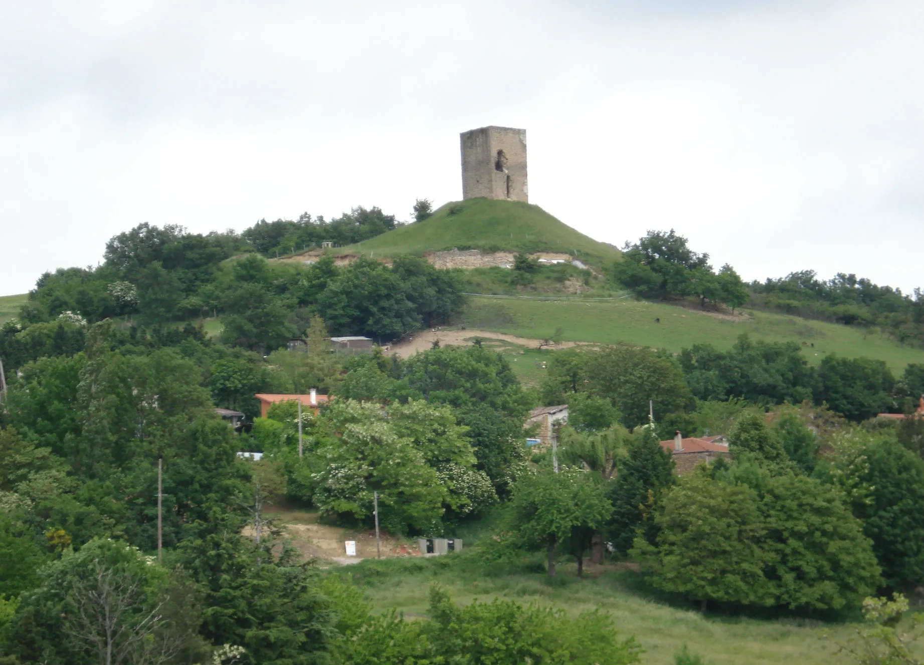 Photo showing: Tour d'Albon dans la Drôme