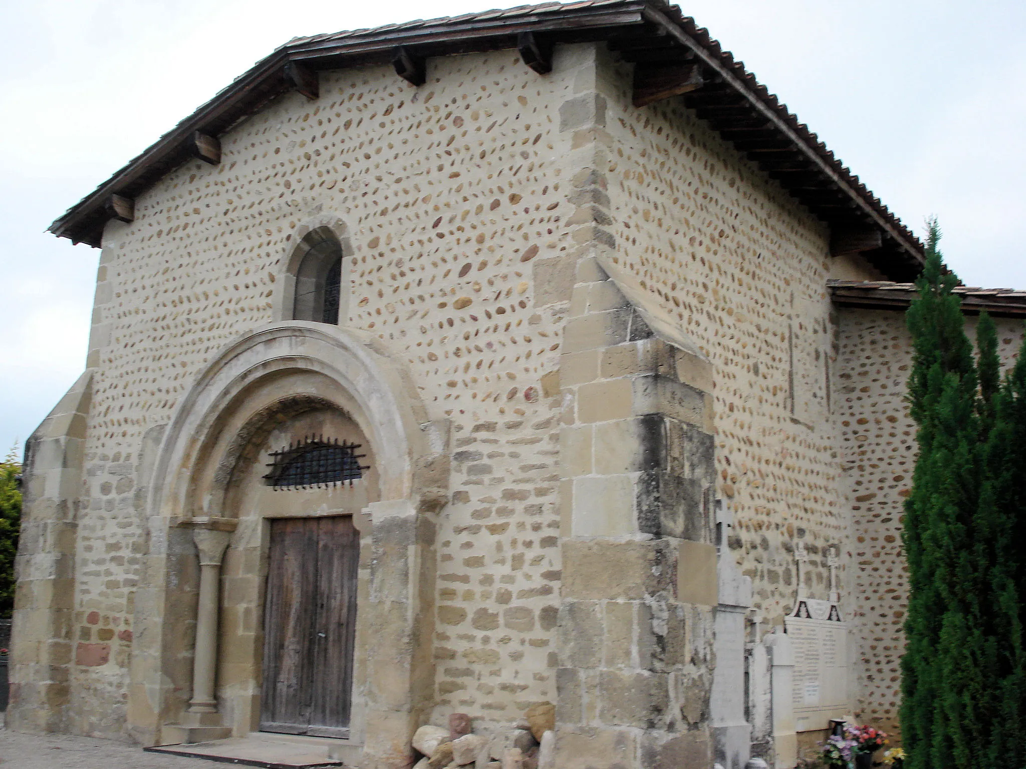 Photo showing: chapelle romane Saint Philibert, commune d'Albon dans la Drôme