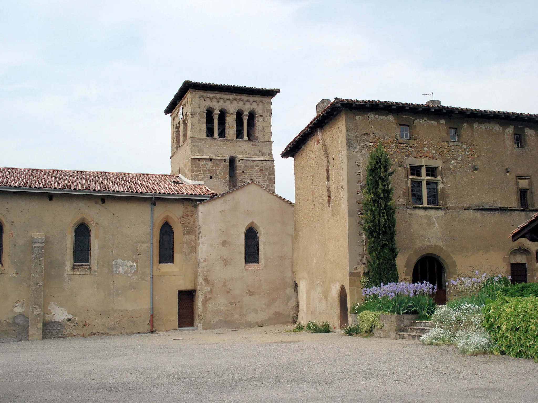 Photo showing: prieuré de Manthes dans la Drôme