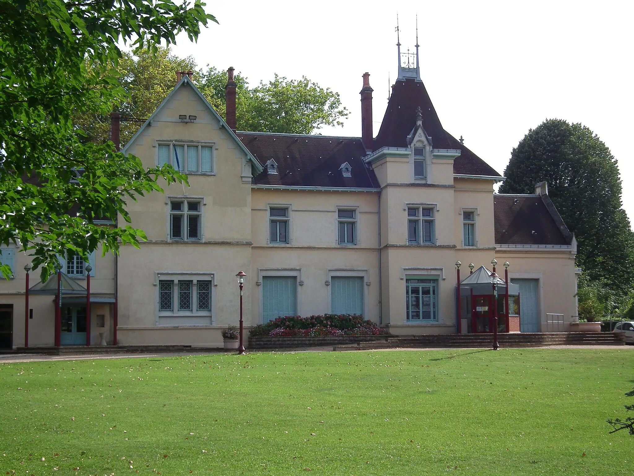 Photo showing: Town hall of Laveyron - Drôme - France