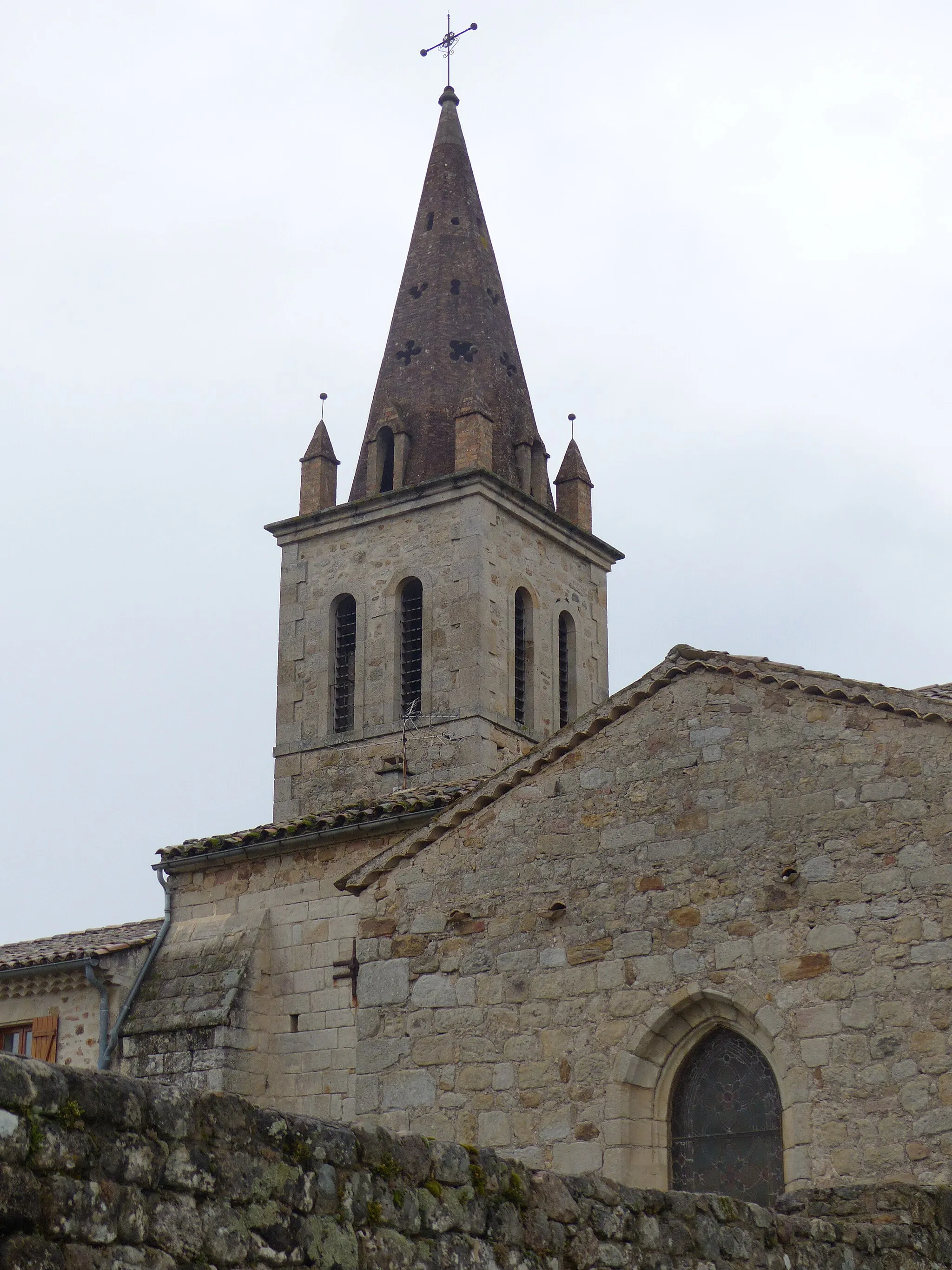 Photo showing: Église Saint-Julien de Saint-Julien-du-Serre