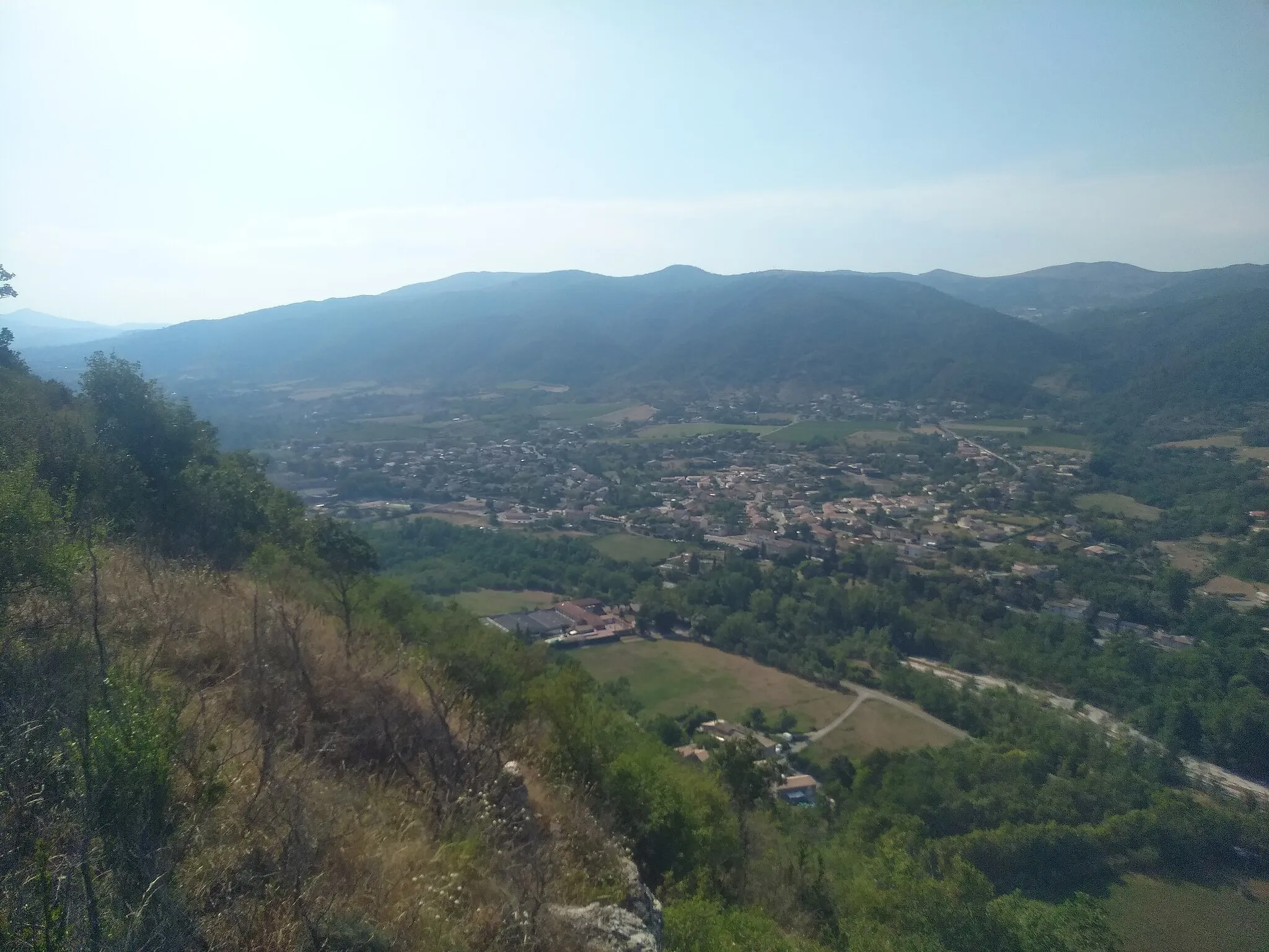 Photo showing: Saint-Julien en Saint-Alban