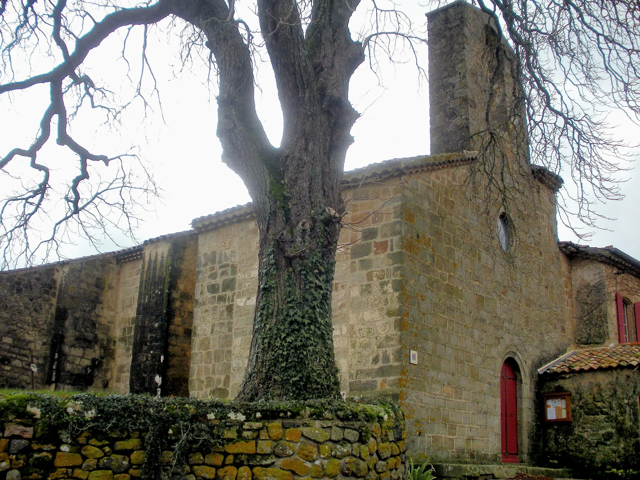 Photo showing: église de l'Assomption (XIIe siècle)