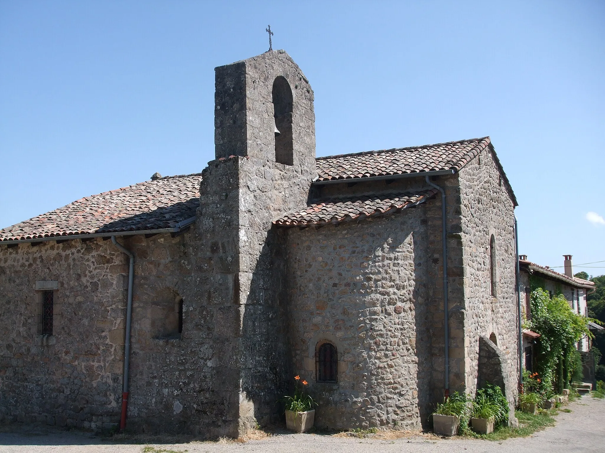 Photo showing: église Saint Apollinaire