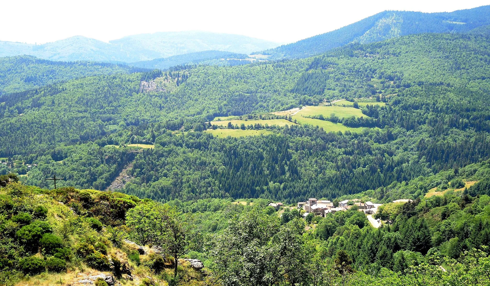 Photo showing: St-Symphorien de Mahun