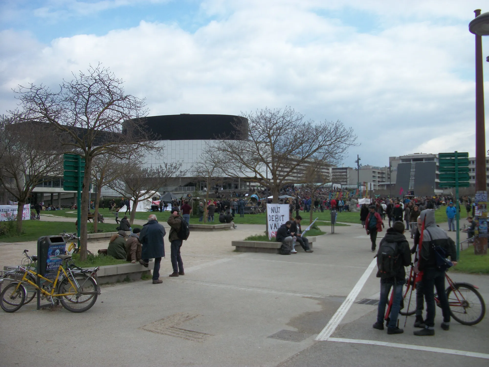 Photo showing: Nuit debout protest event in Grenoble, Isère, France, on april 9th, 2016