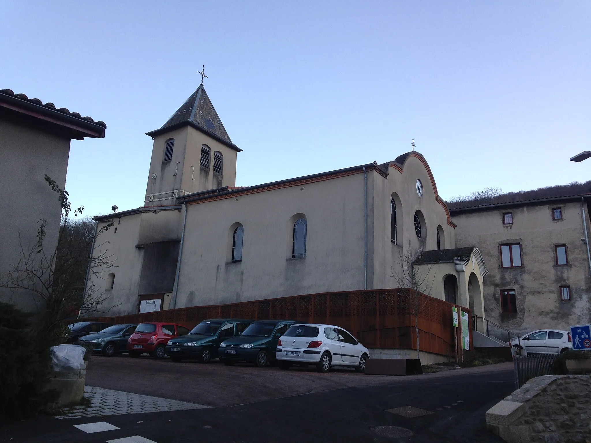 Photo showing: L’église de Pavezin.