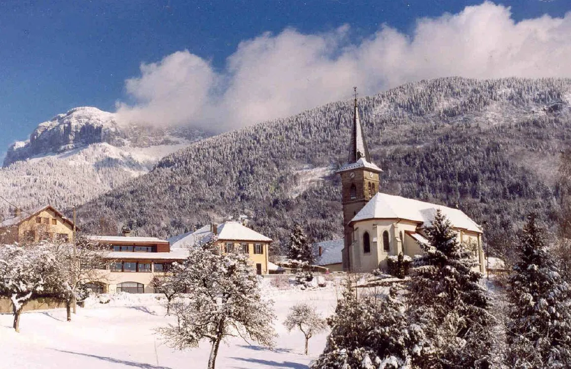 Photo showing: Vue de Nâves-Parmelan sous la neige