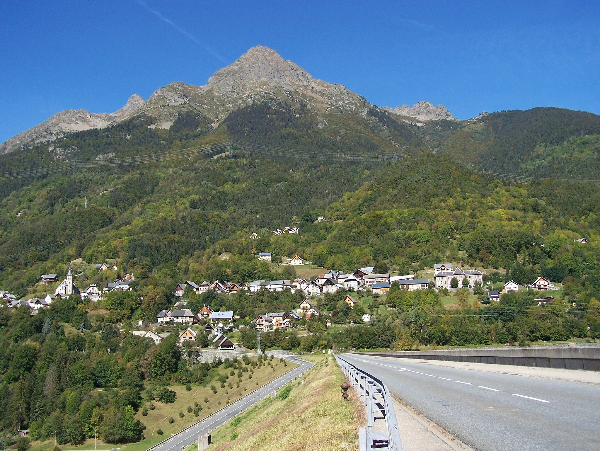 Photo showing: Allemond vue générale