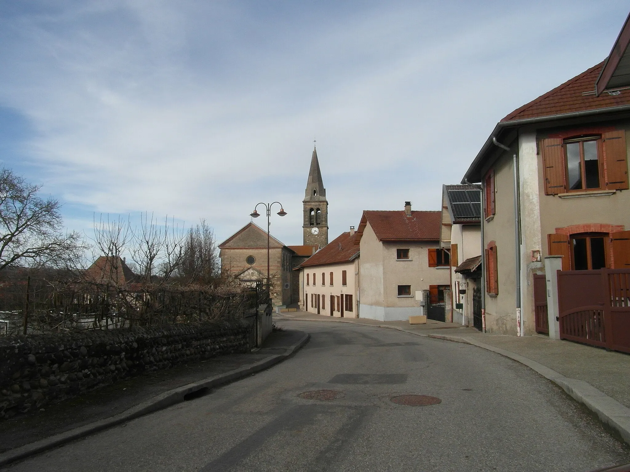 Photo showing: Centre-ville de Bizonnes en mars 2019