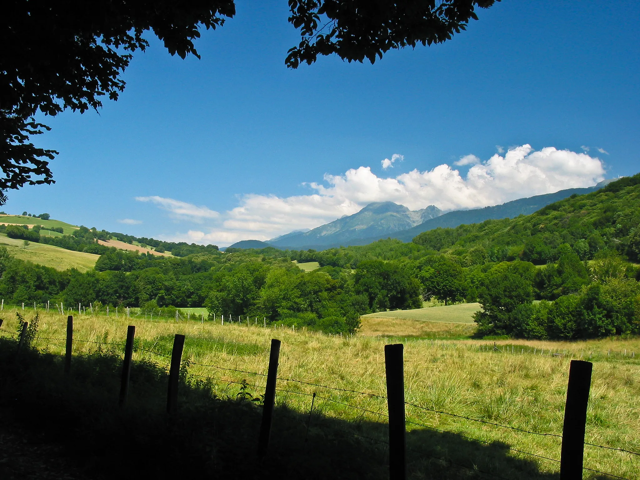 Photo showing: 500px provided description: Belledonne [#summer ,#france ,#grenoble]