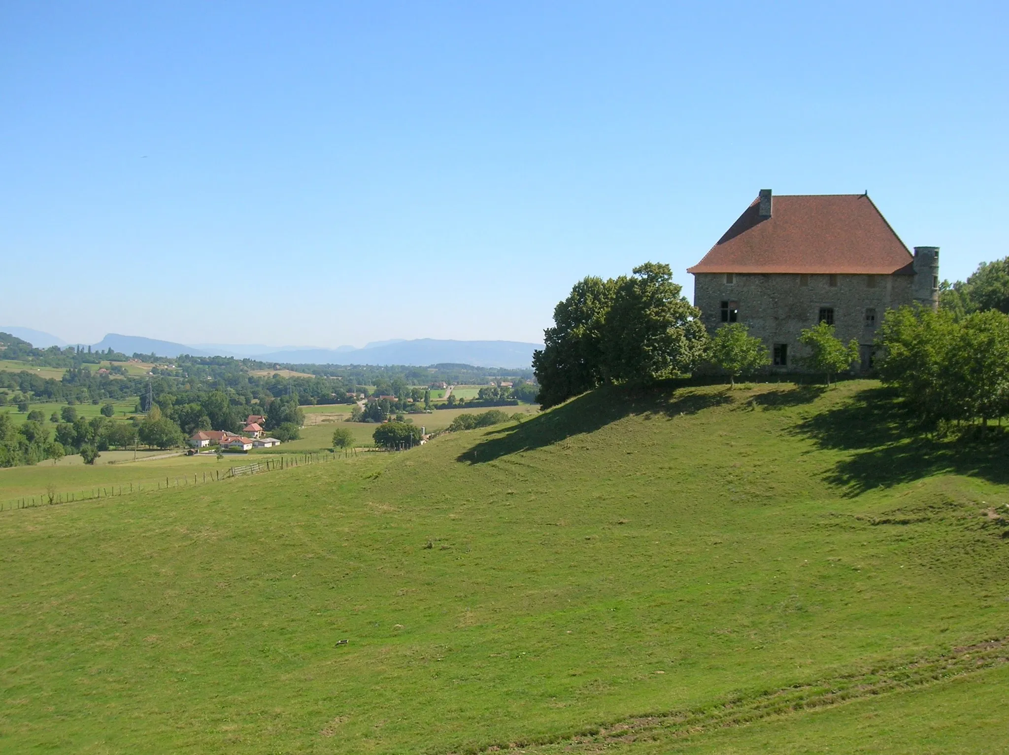 Photo showing: Château de Bellegarde, Chassignieu, Isère, AuRA, France.
