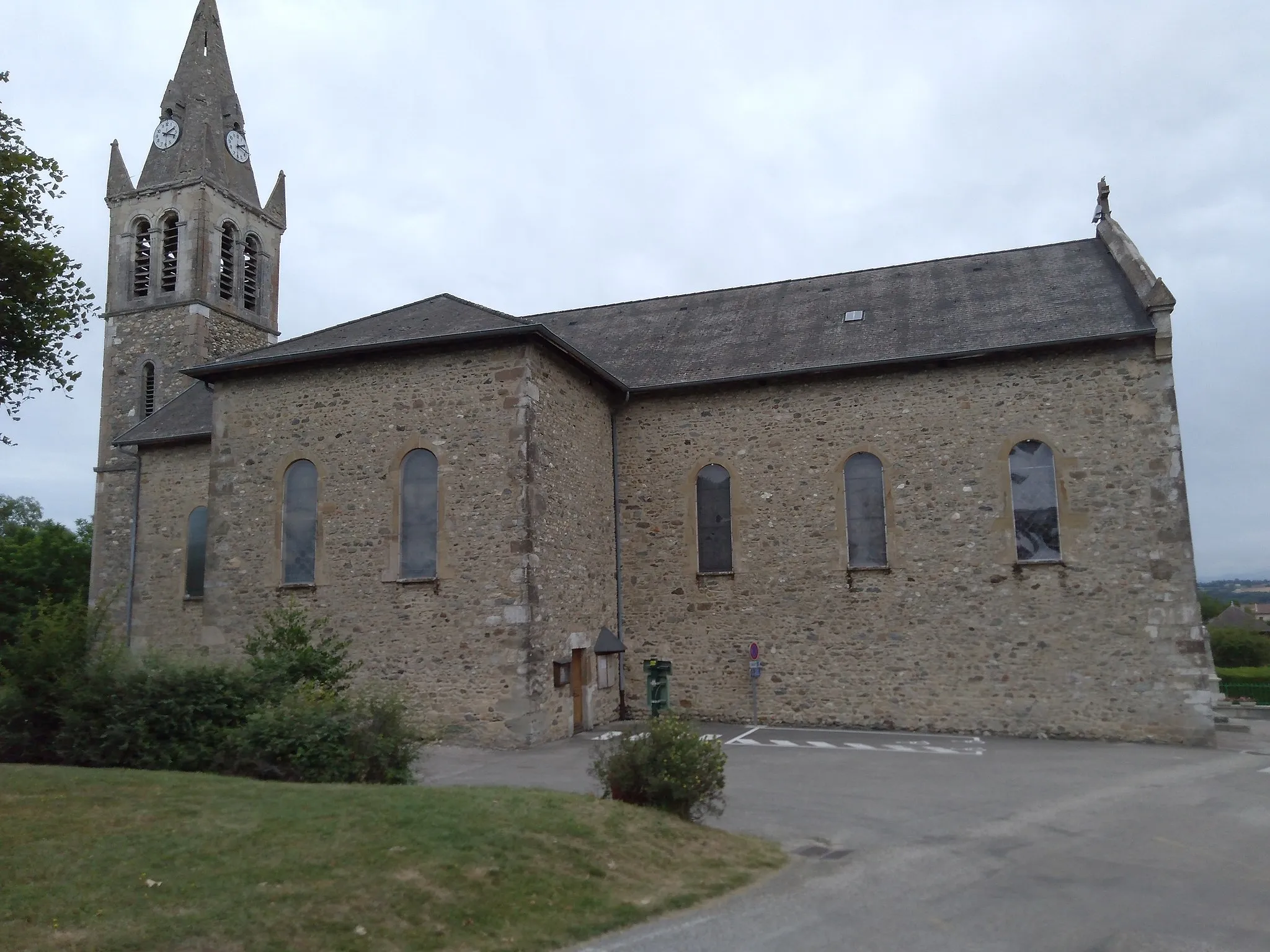 Photo showing: Église de Châteauvilain