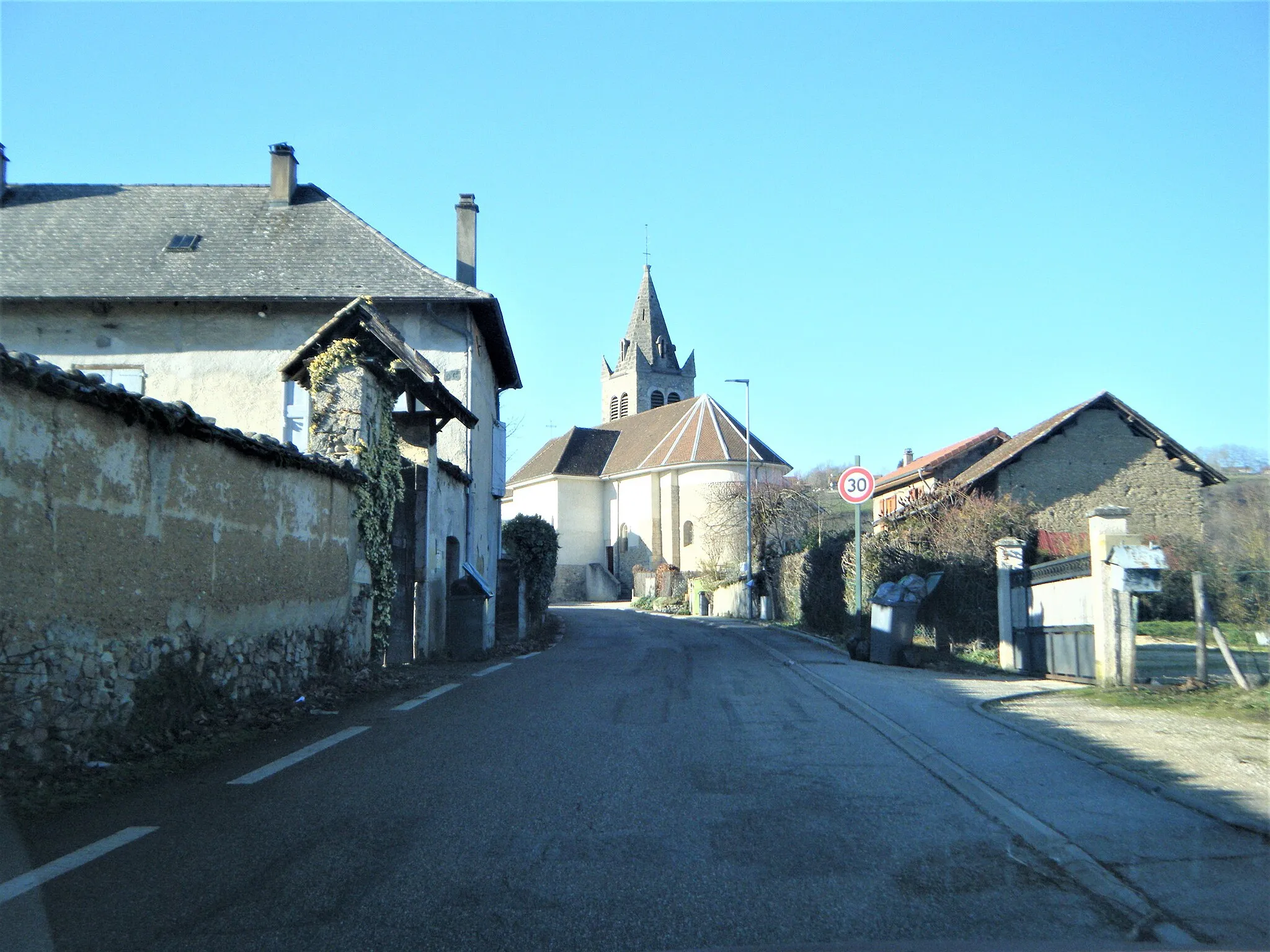 Photo showing: église de Chélieu