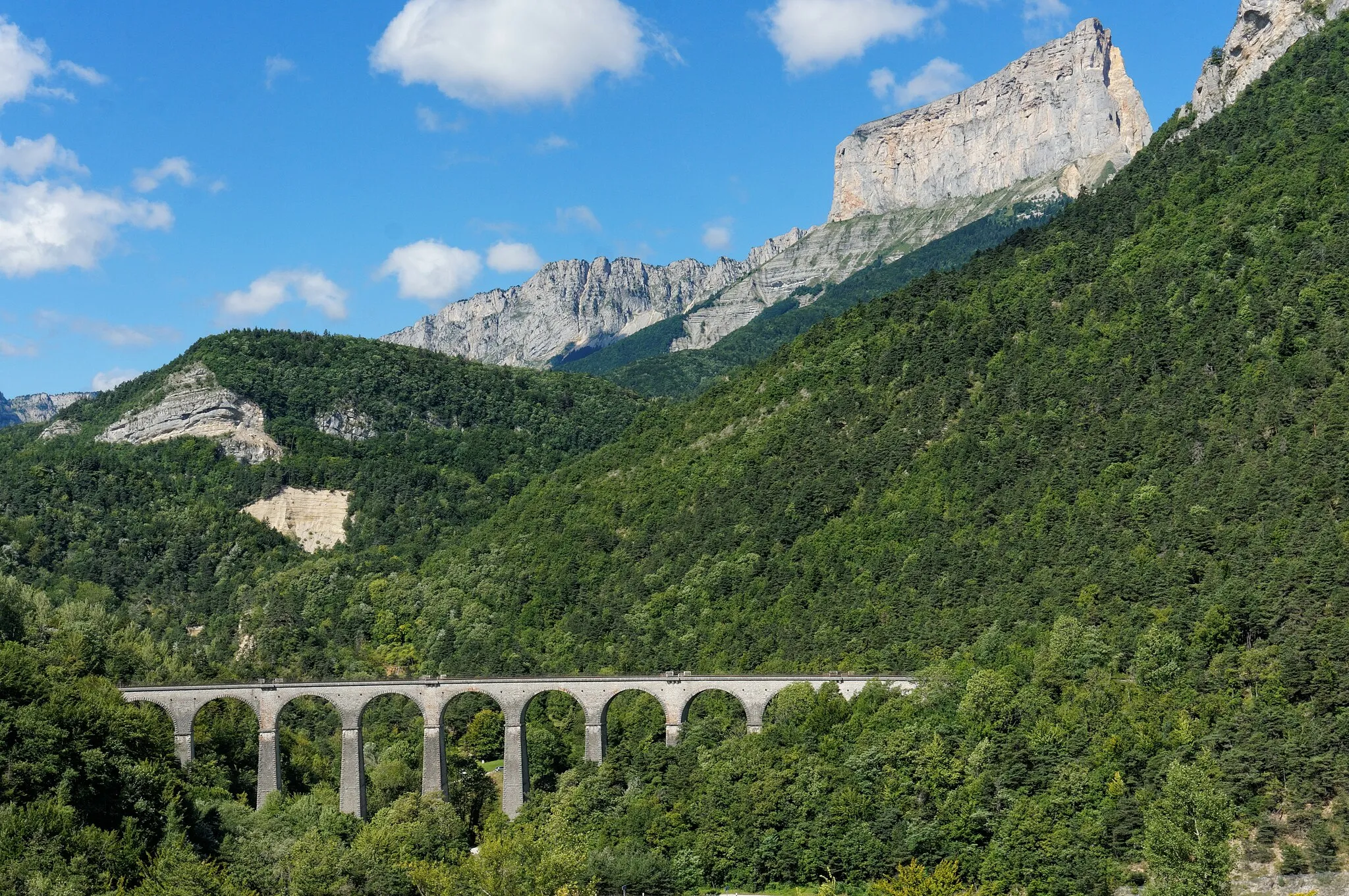 Photo showing: Le viaduc de l'Orbanne vu depuis Clelles