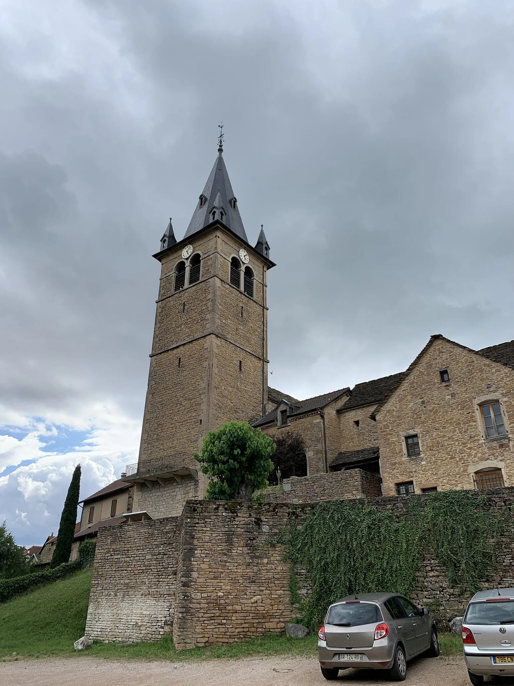 Photo showing: Église Saint Pierre de Hières-sur-Amby.