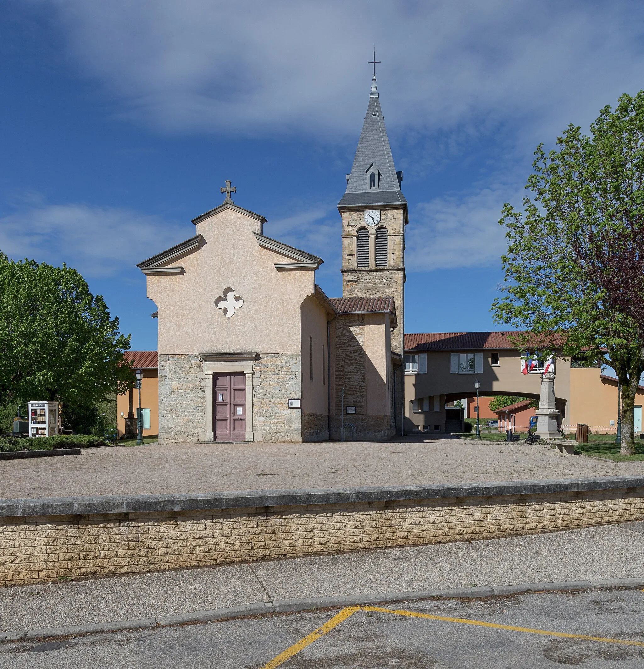 Photo showing: Saint Clair Church, Meyrié, Isère.