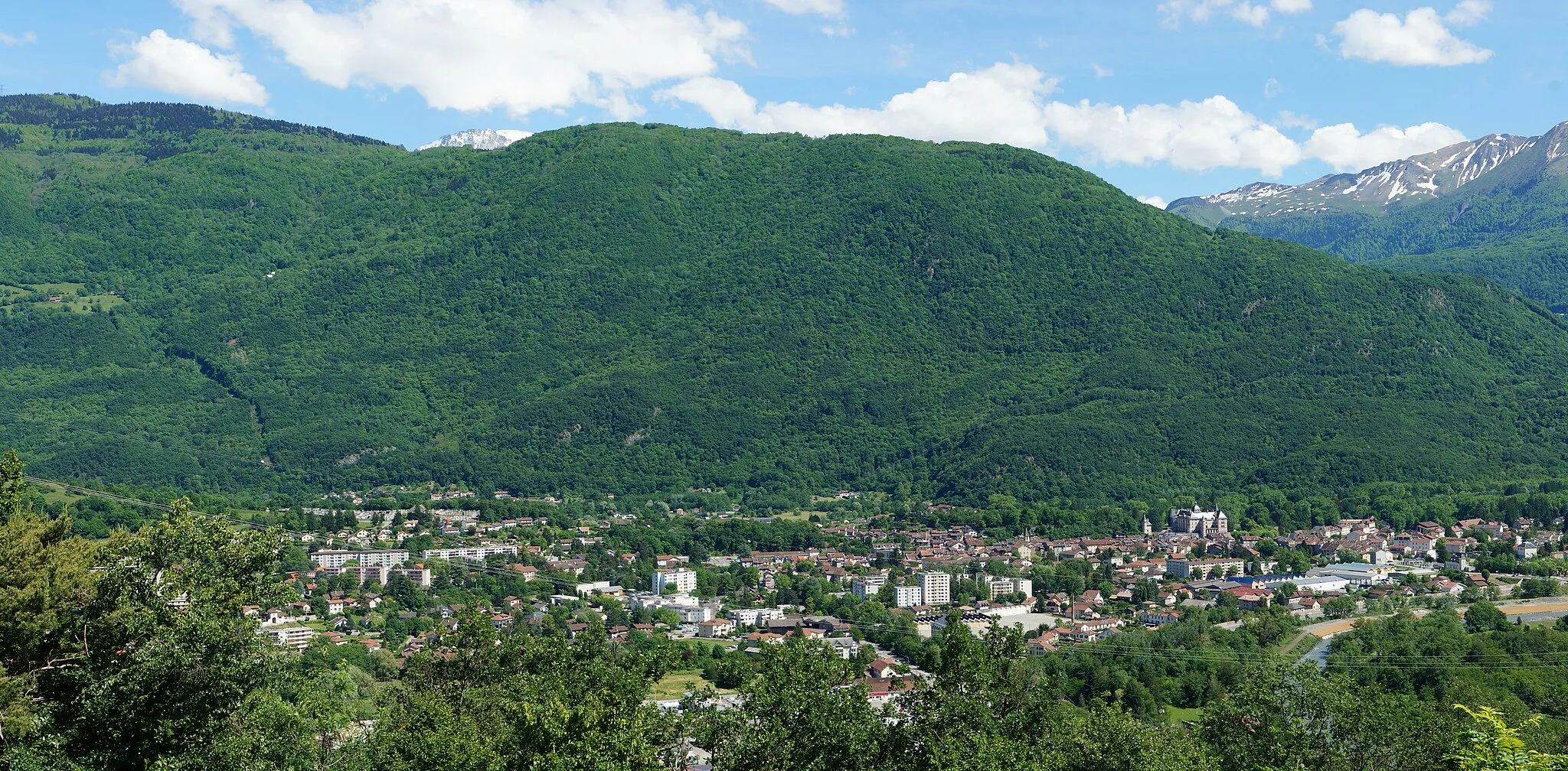 Photo showing: Vizille vue du chemin de la Croix de la Vue à Montchaboud