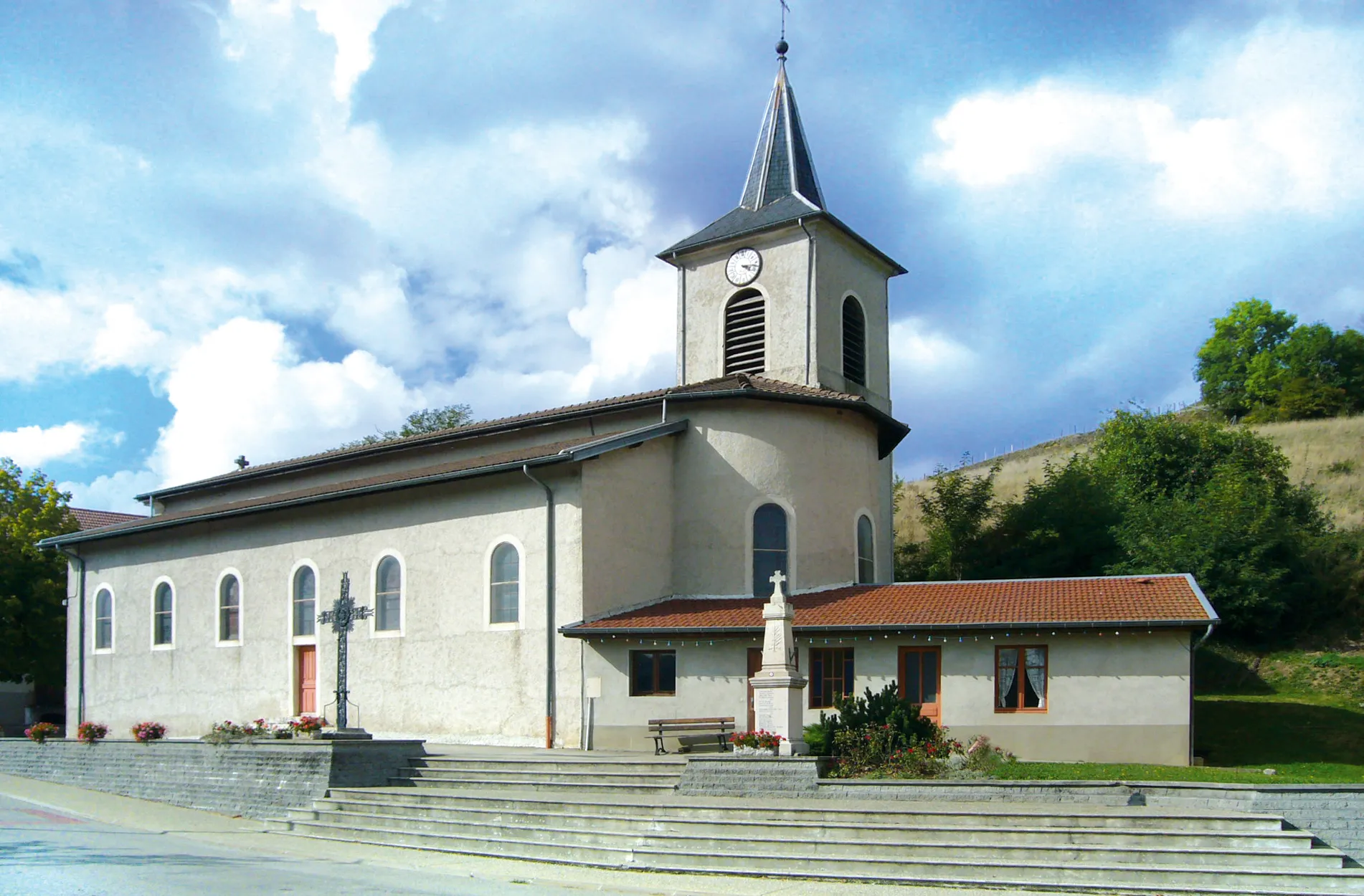 Photo showing: Eglise de St Michel de St Geoirs