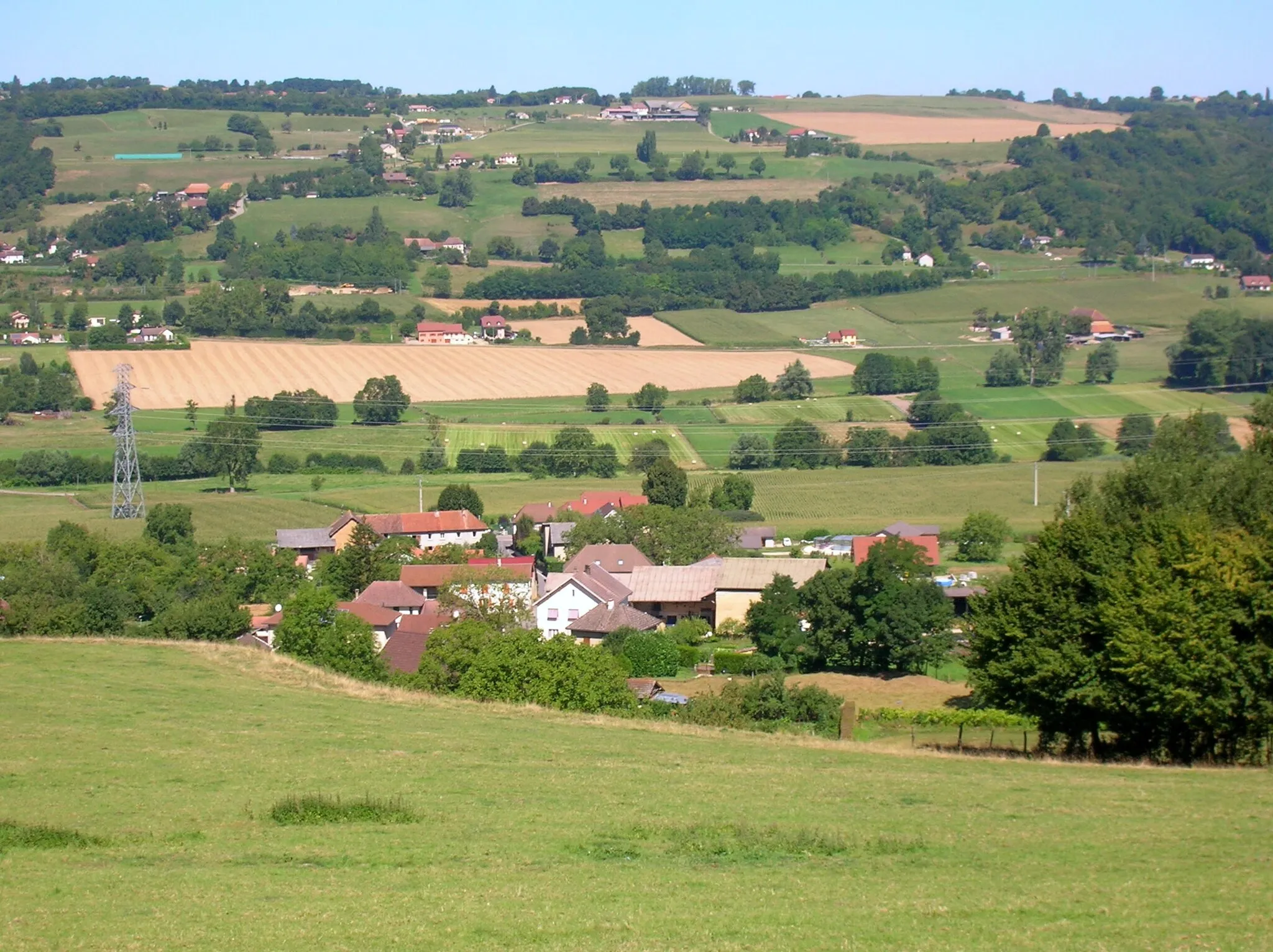 Photo showing: vue générale de Chassignieu, Isère, AuRA, France.
