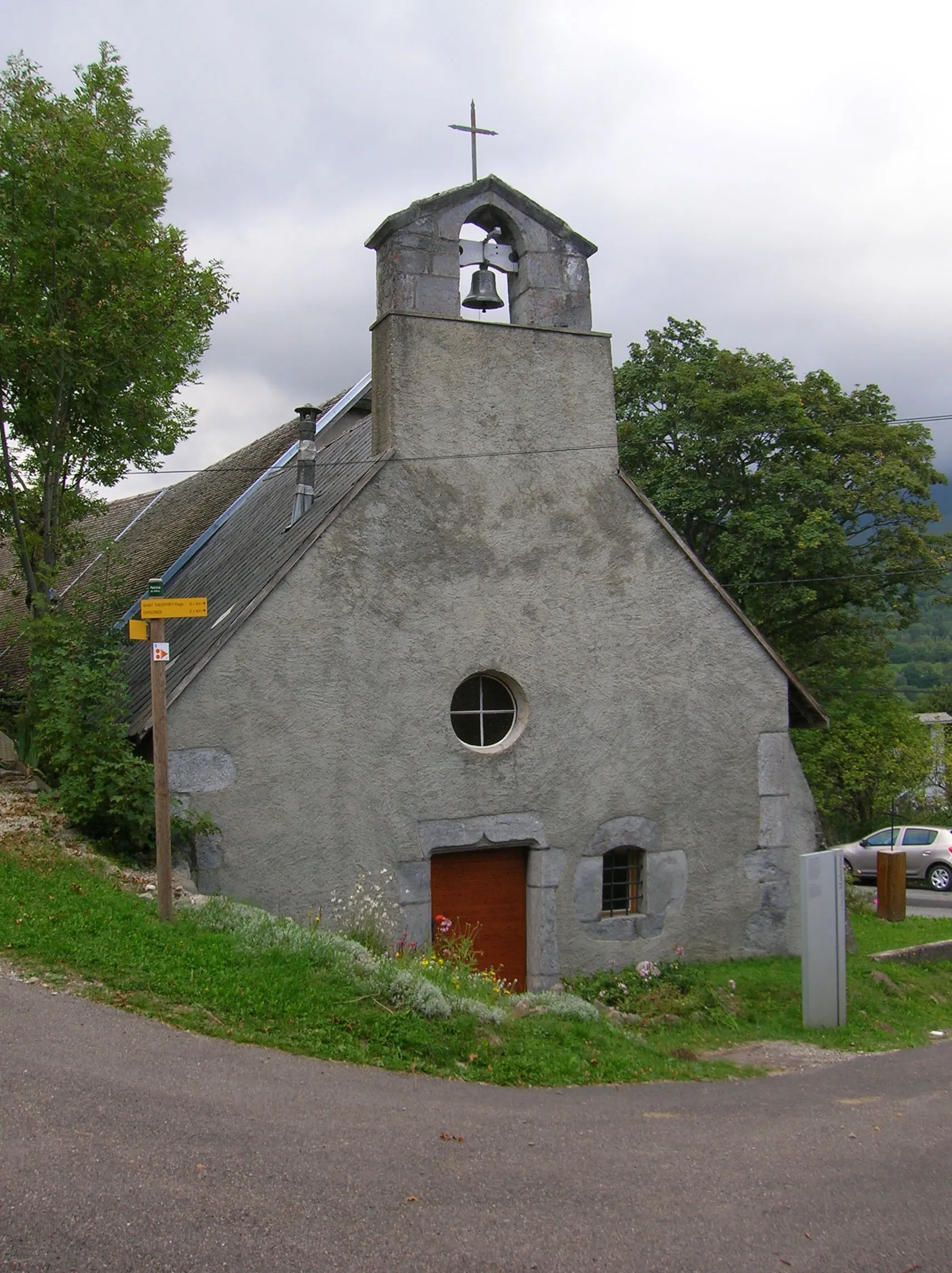 Photo showing: Chapelle de Petichet, Saint-Théoffrey, Isère, Rhône-Alpes, France.