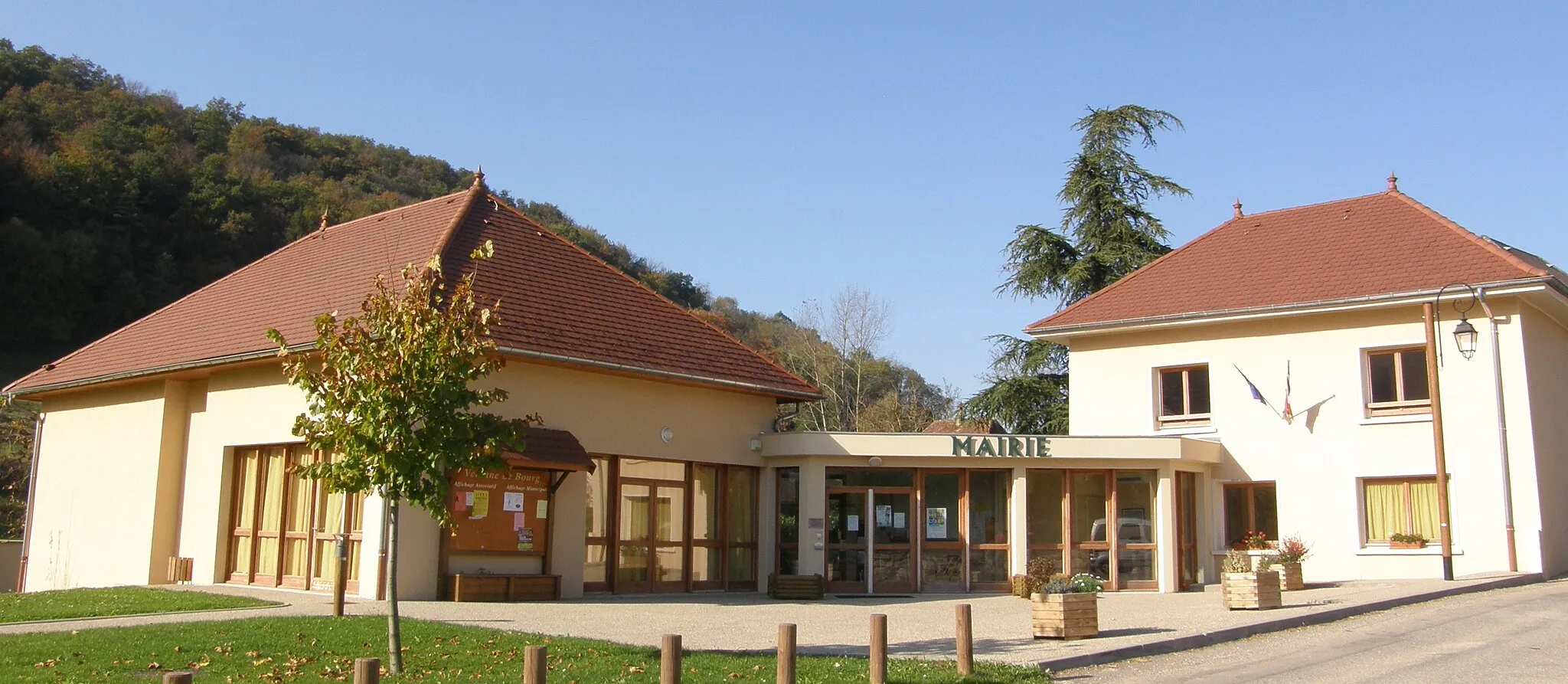 Photo showing: Mairie de Velanne