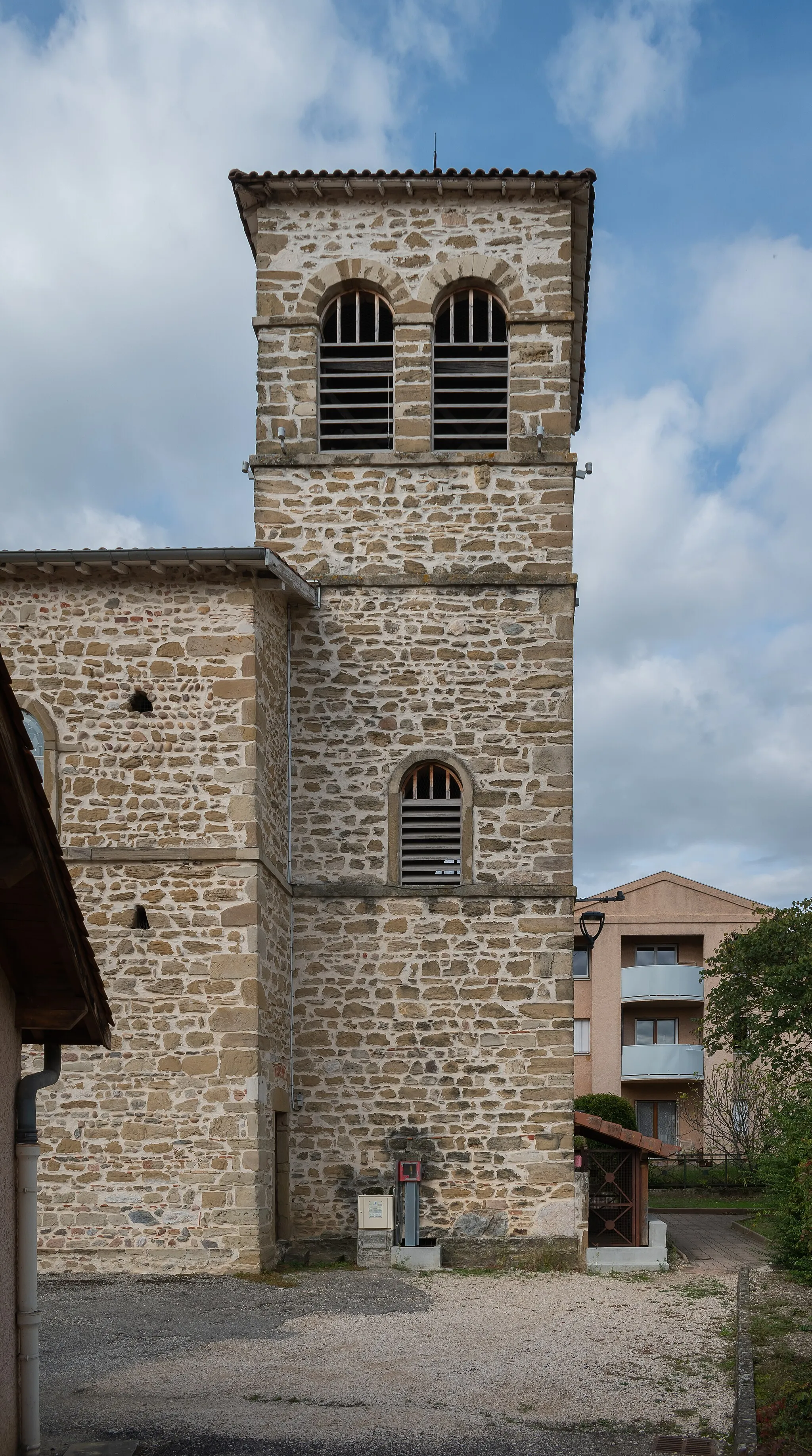 Photo showing: Bell tower of the Saint Maurice church in Villette-de-Vienne, Isère, France