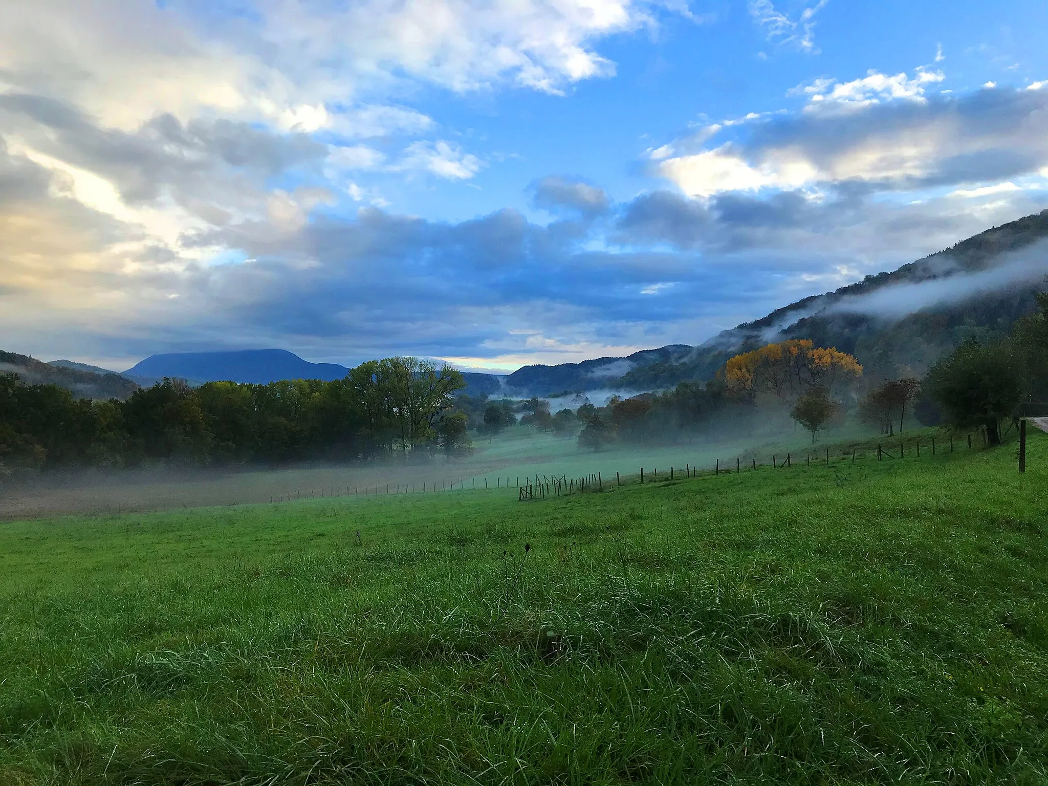 Photo showing: Automne 2020 à Voissant - le matin