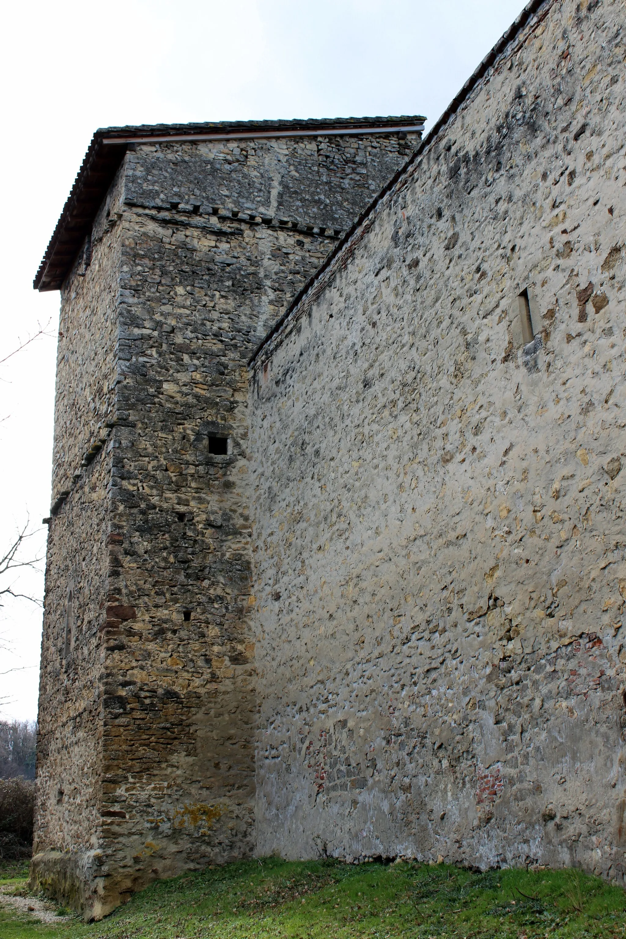 Photo showing: Maison forte des Allinges (arrière).