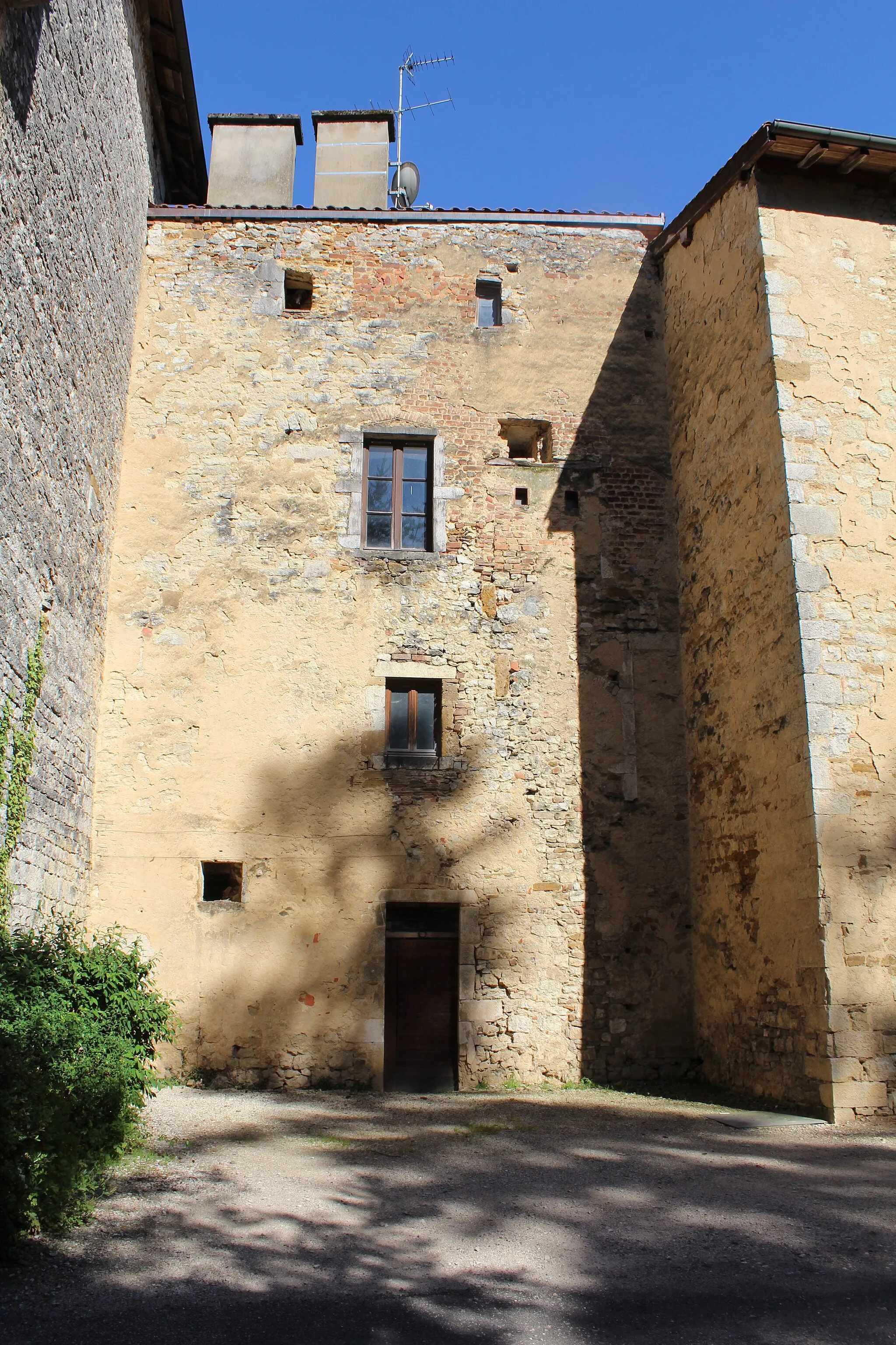 Photo showing: Château de Meillonnas.