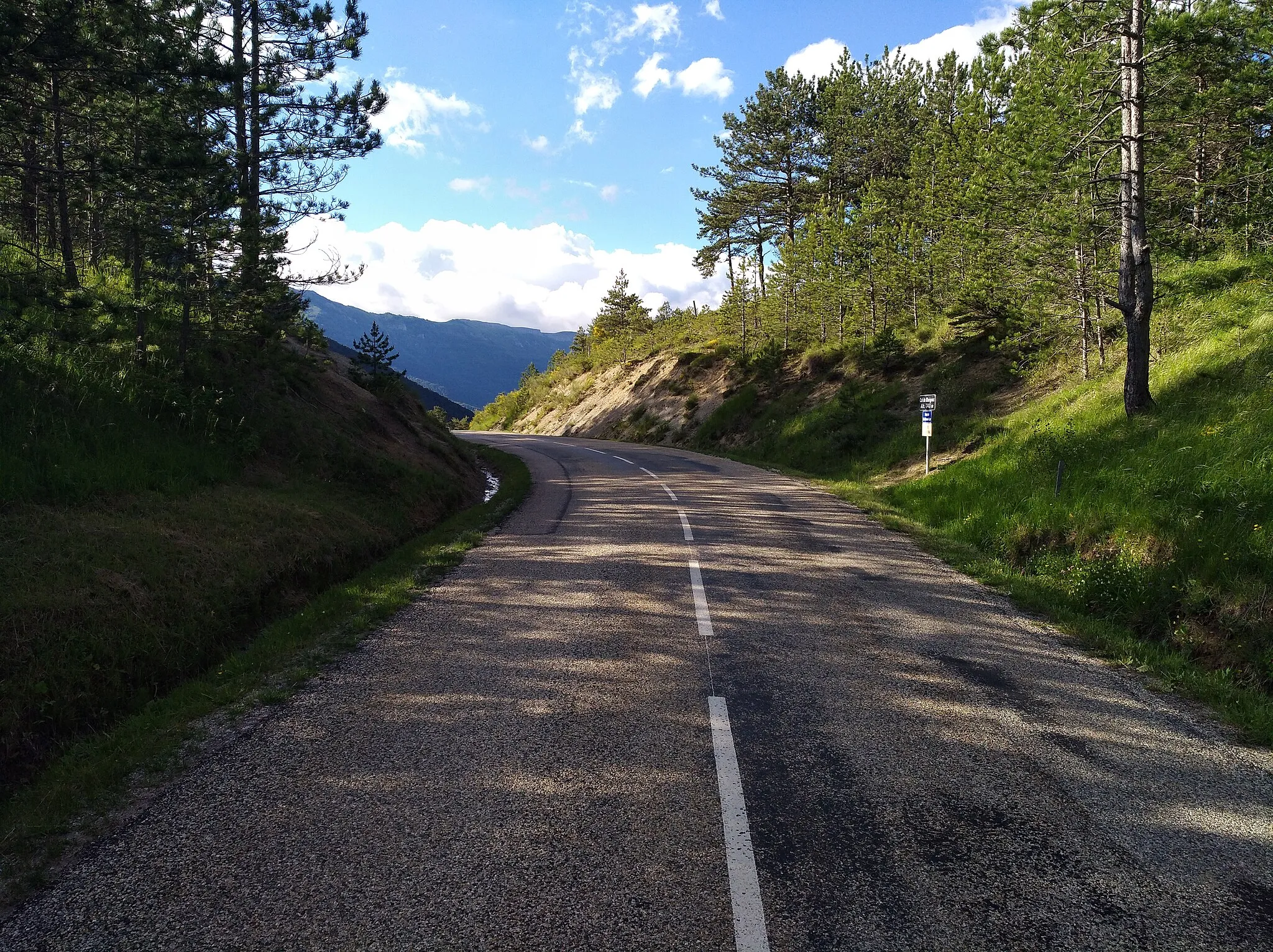 Photo showing: Vue du col de Marignac, entre les communes de Saint-Julien-en-Quint et Marignac-en-Diois, dans le département de la Drôme.