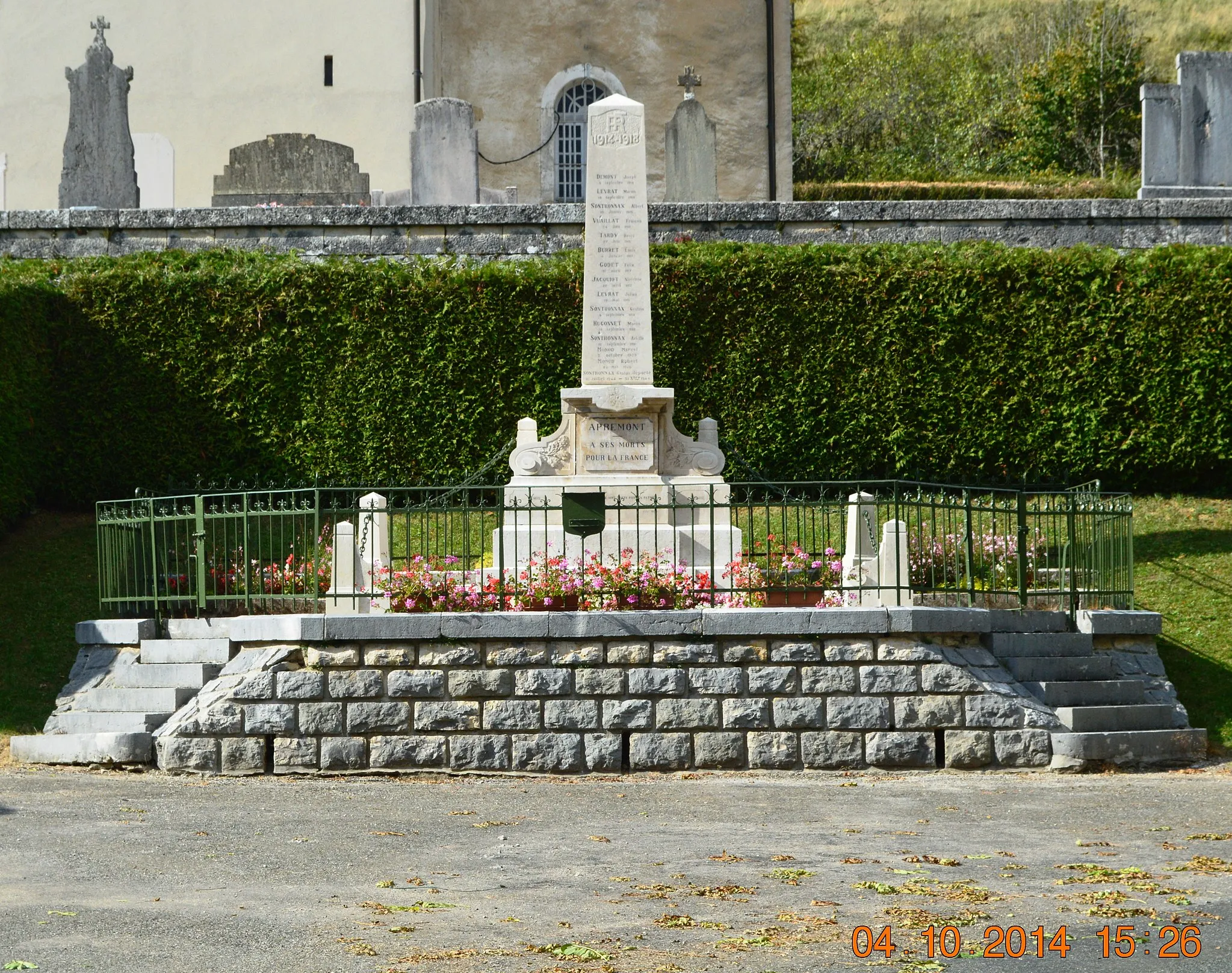 Photo showing: Apremont War Memorial