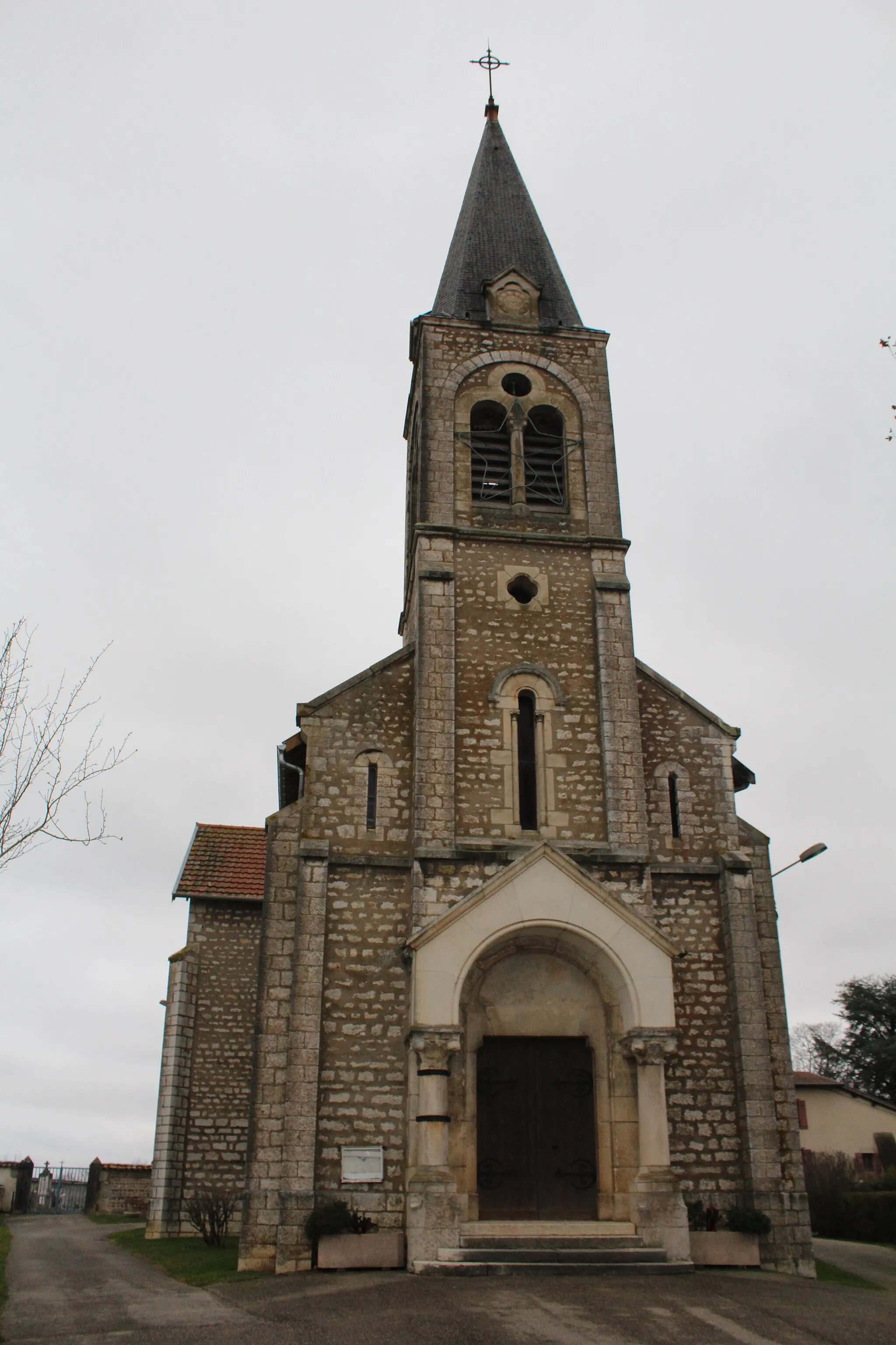 Photo showing: Église Saint-Pierre de Birieux.