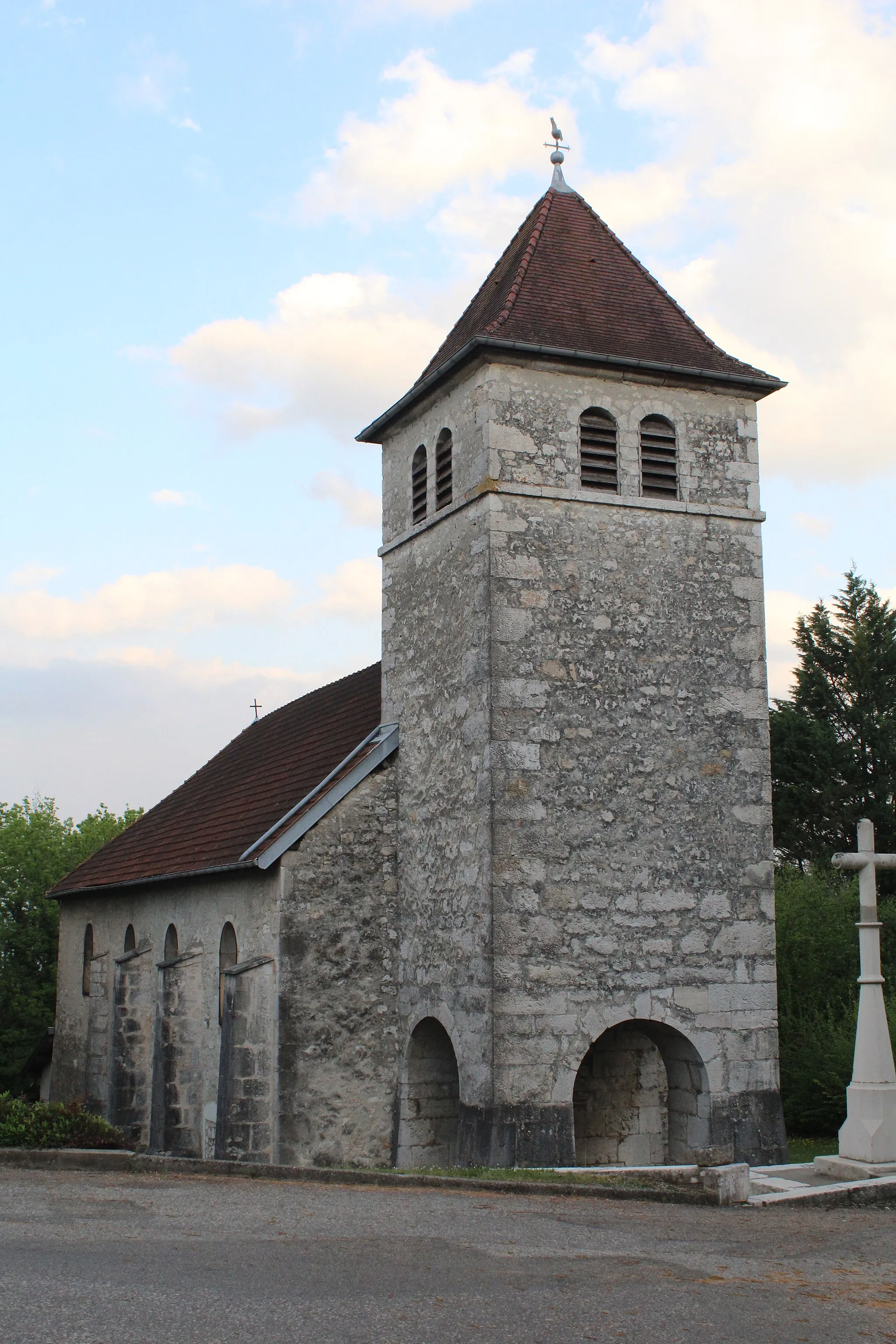 Photo showing: Église Saint-Victor de Chanay.