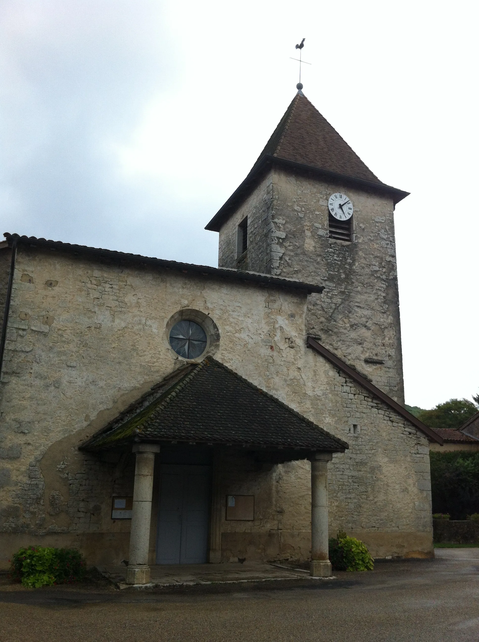 Photo showing: Vue de l'Église Saint-Pierre de Chavannes-sur-Suran (01250)