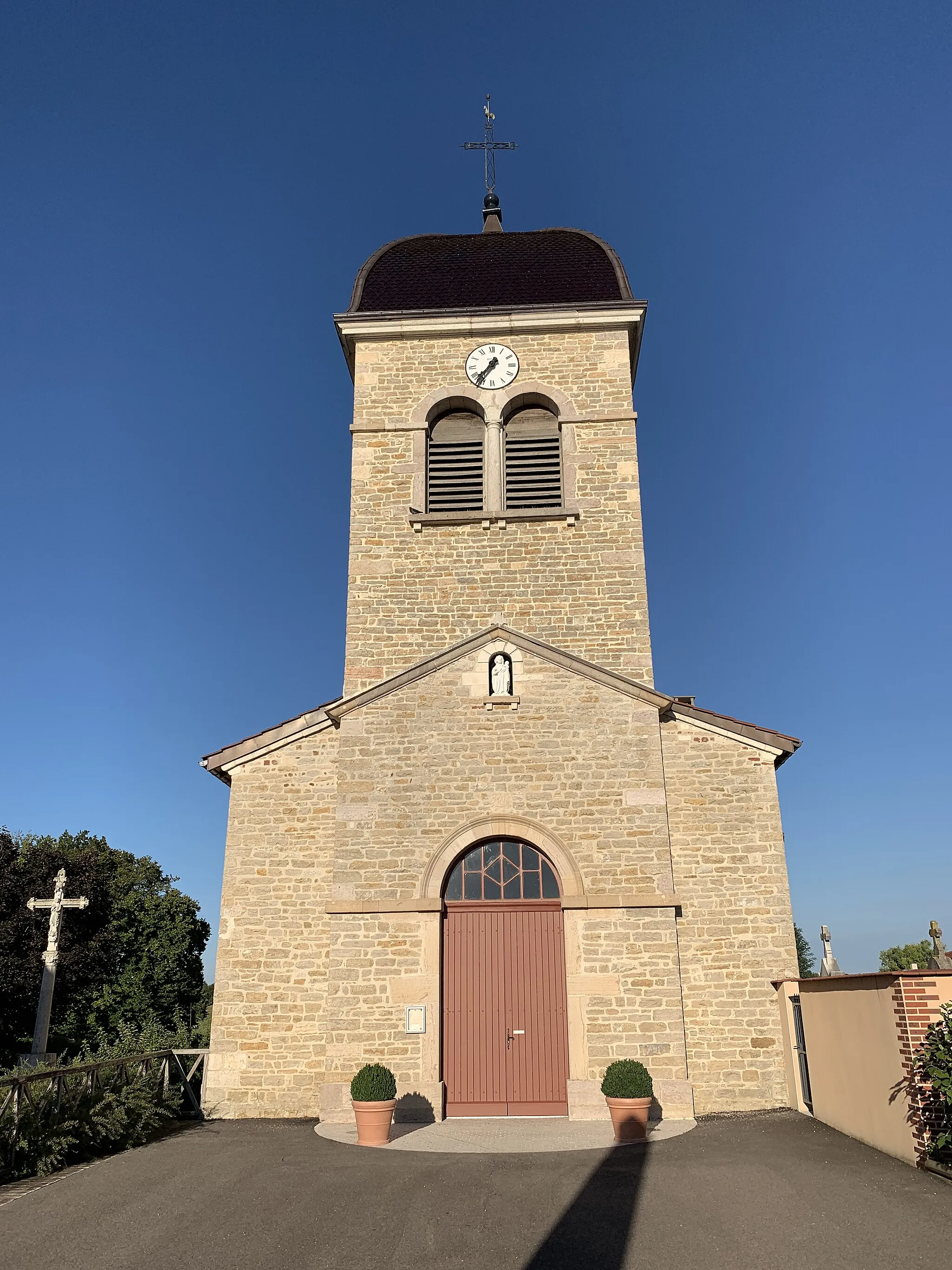 Photo showing: Église Saint-Clément de Curtafond.