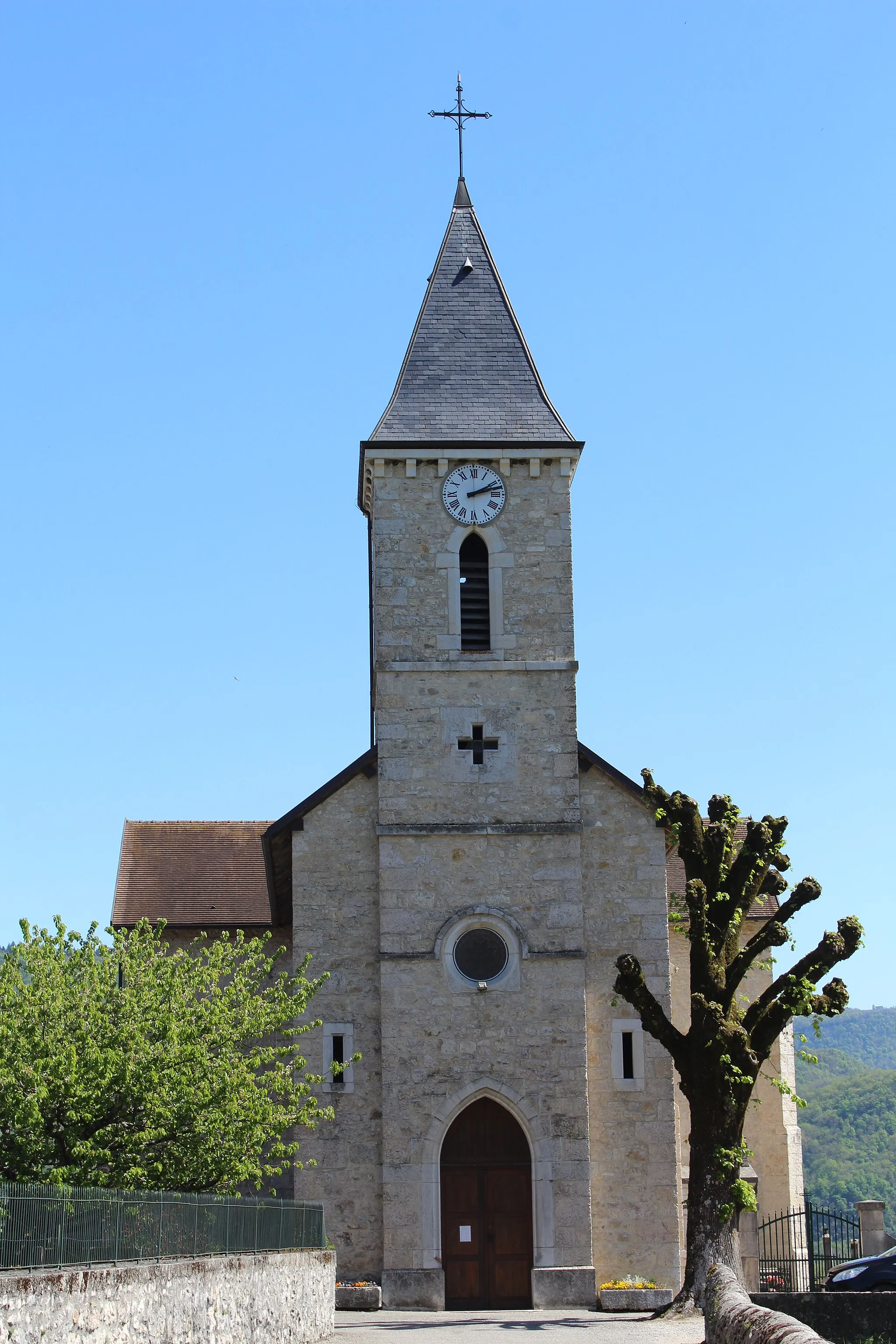Photo showing: Église Saint-Étienne de Cressin-Rochefort.