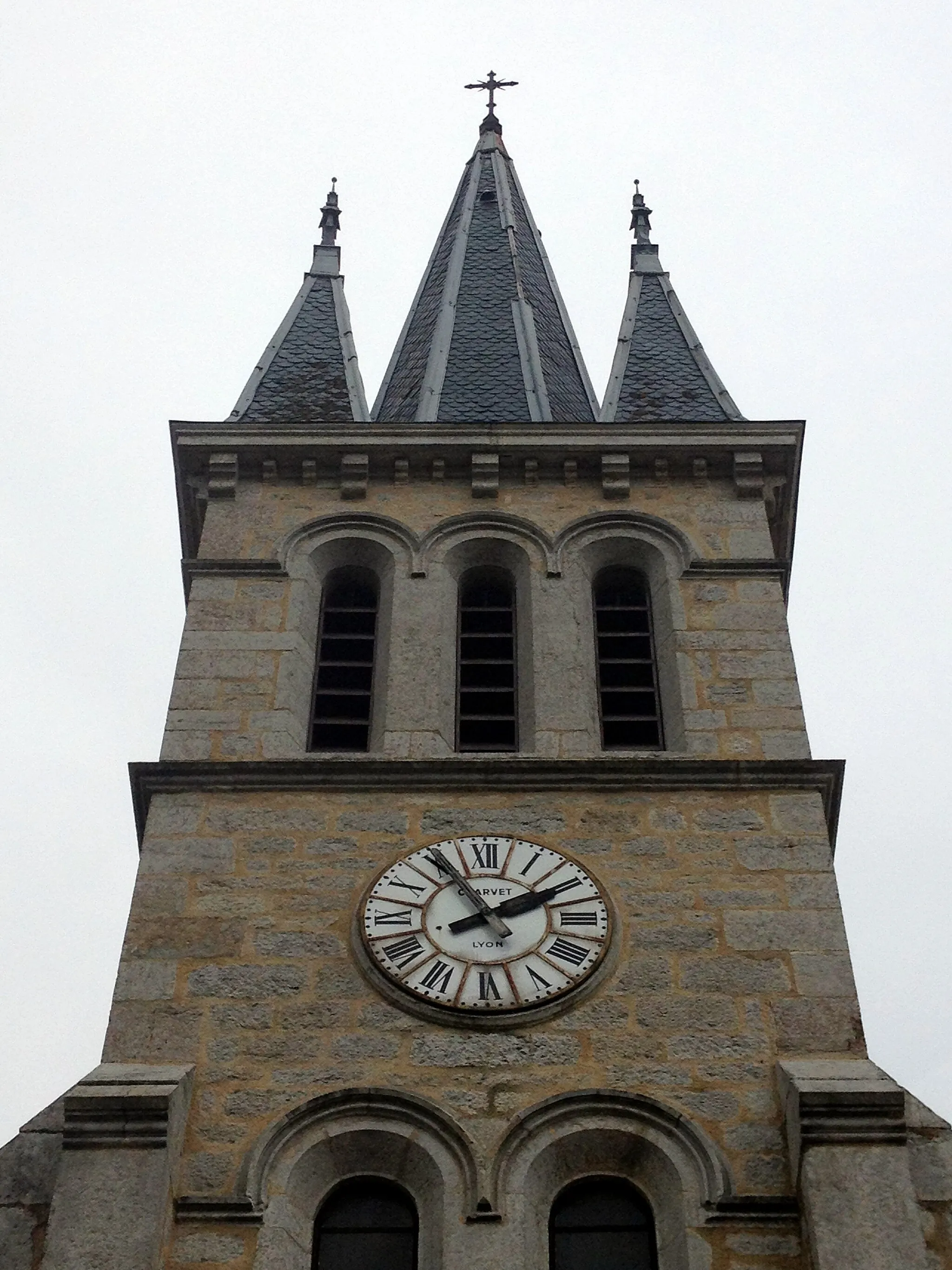 Photo showing: L'église de Faramans (Ain) : horloge.