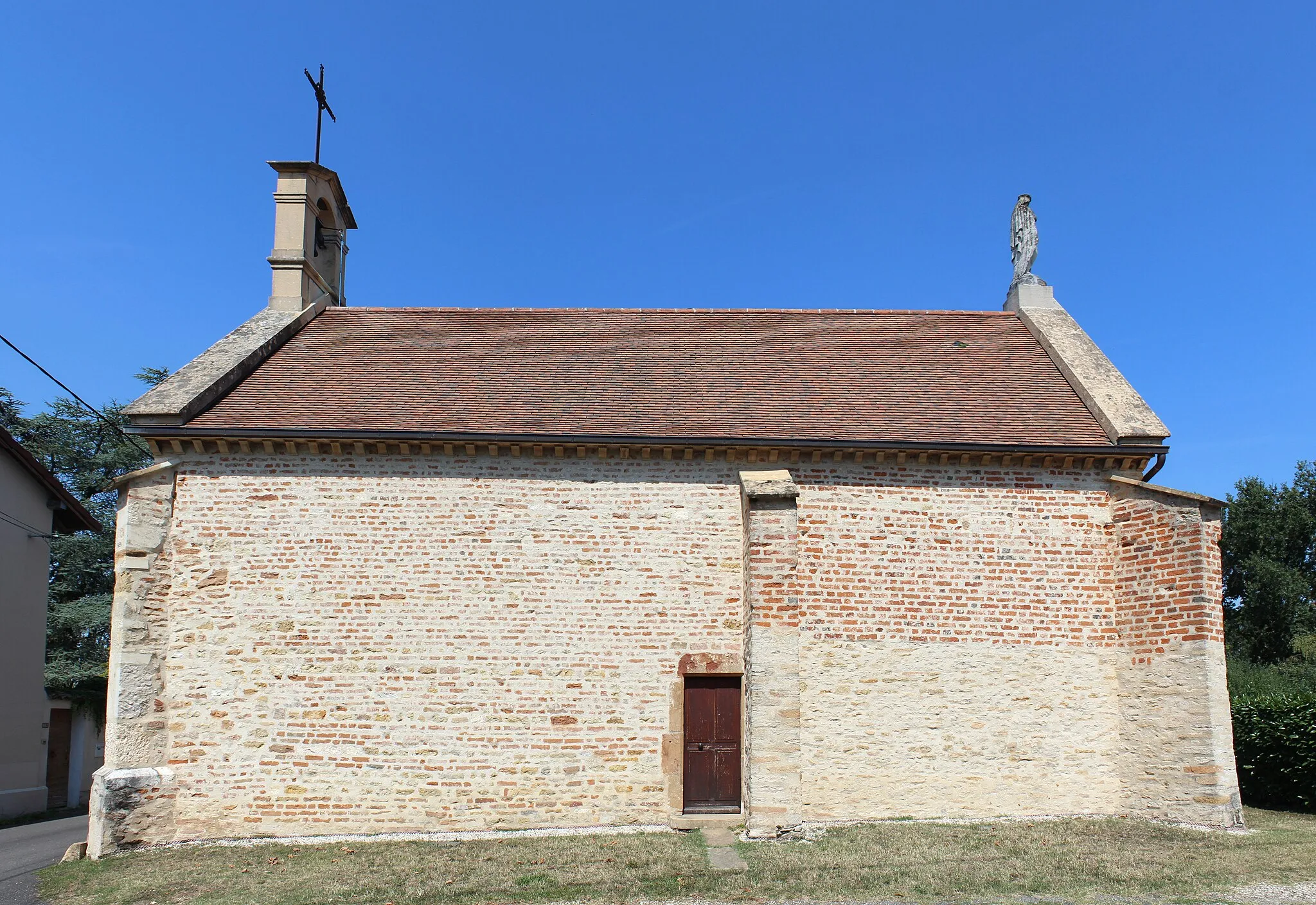 Photo showing: Chapelle Saint-Gengoult de Grièges.