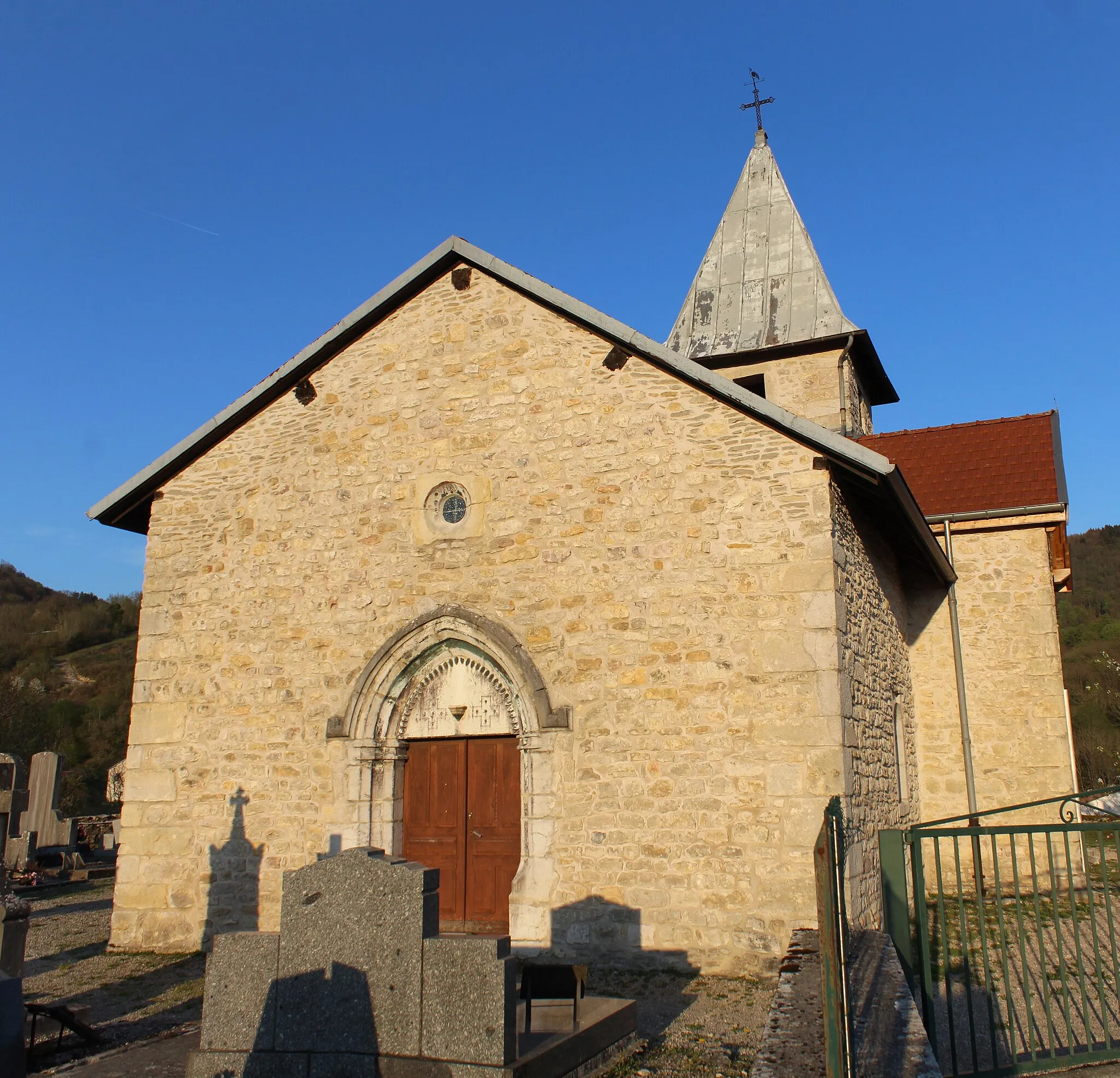 Photo showing: Église Saint-Amand de Labalme.