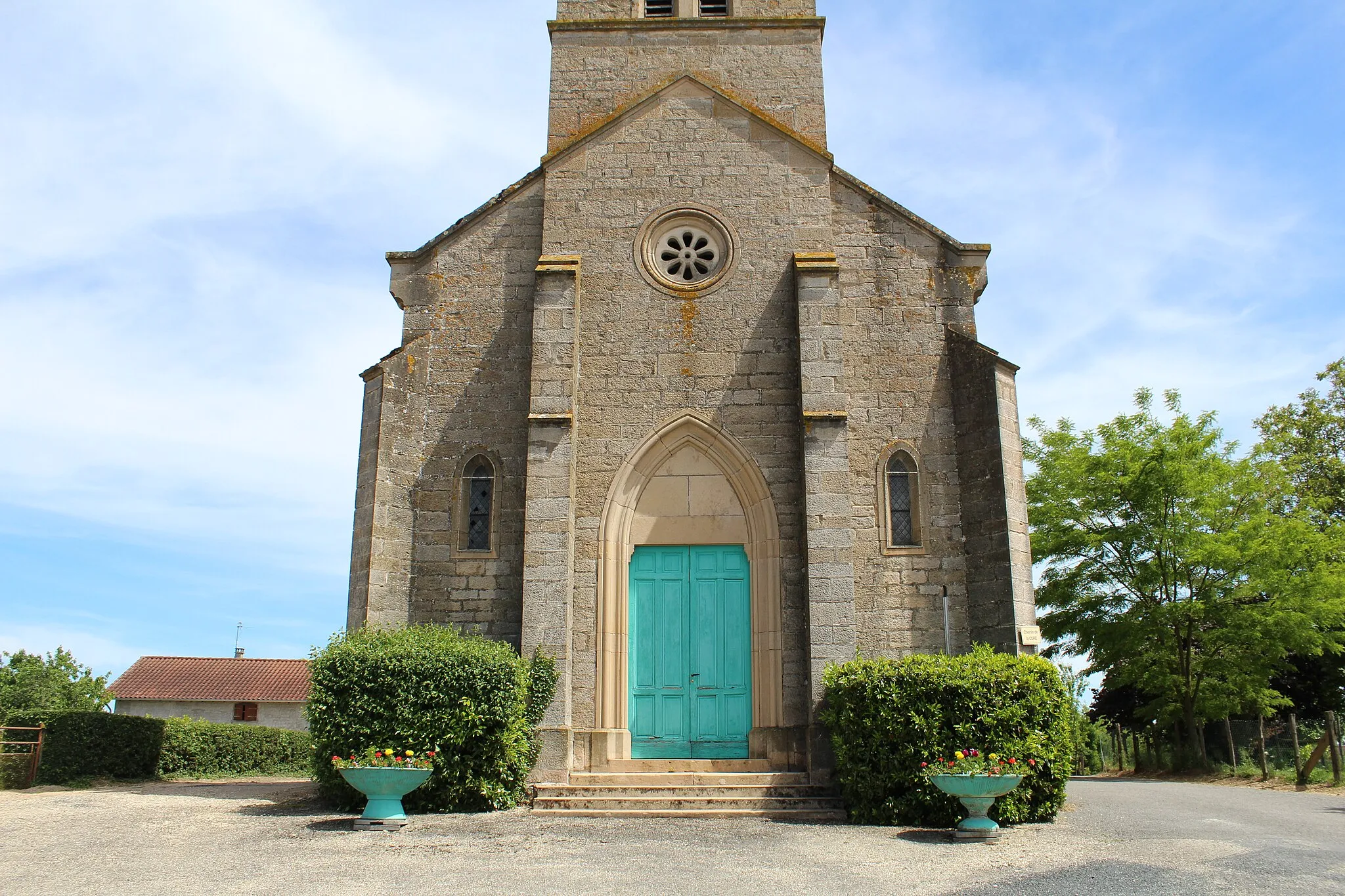 Photo showing: Église Sainte-Marie-Madeleine de Mantenay-Montlin.