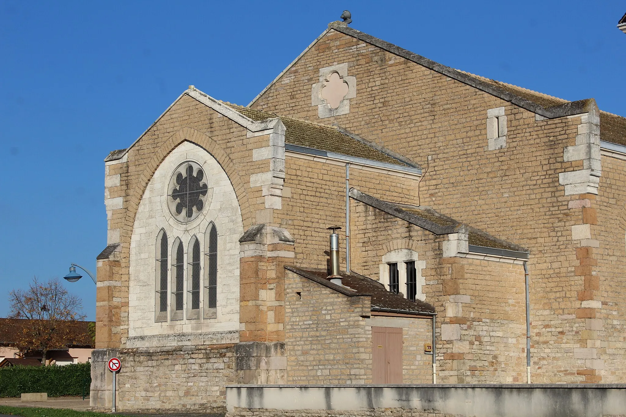 Photo showing: Église de Manziat.