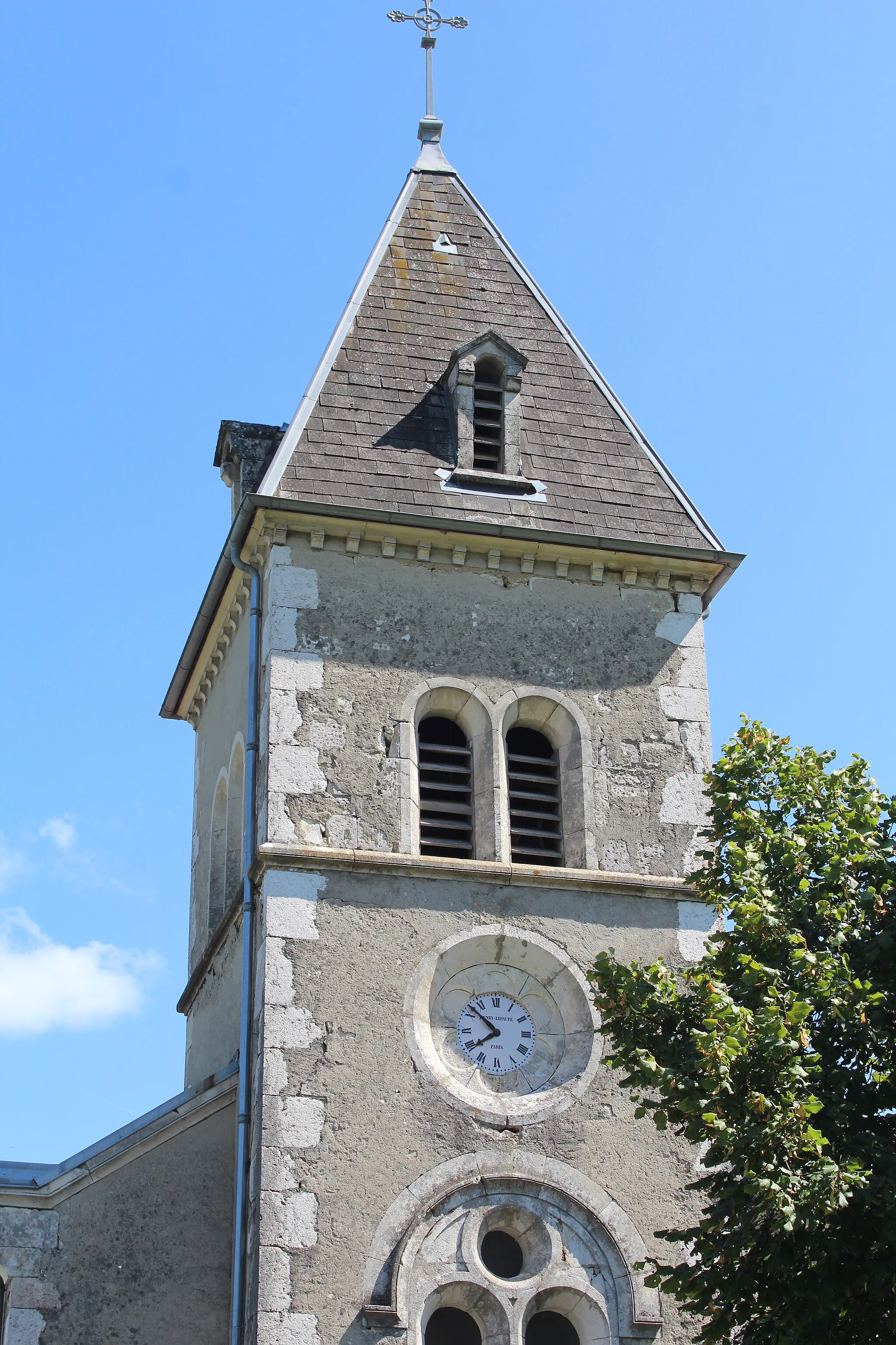 Photo showing: Église Saint-Jean-Baptiste de Lhôpital.