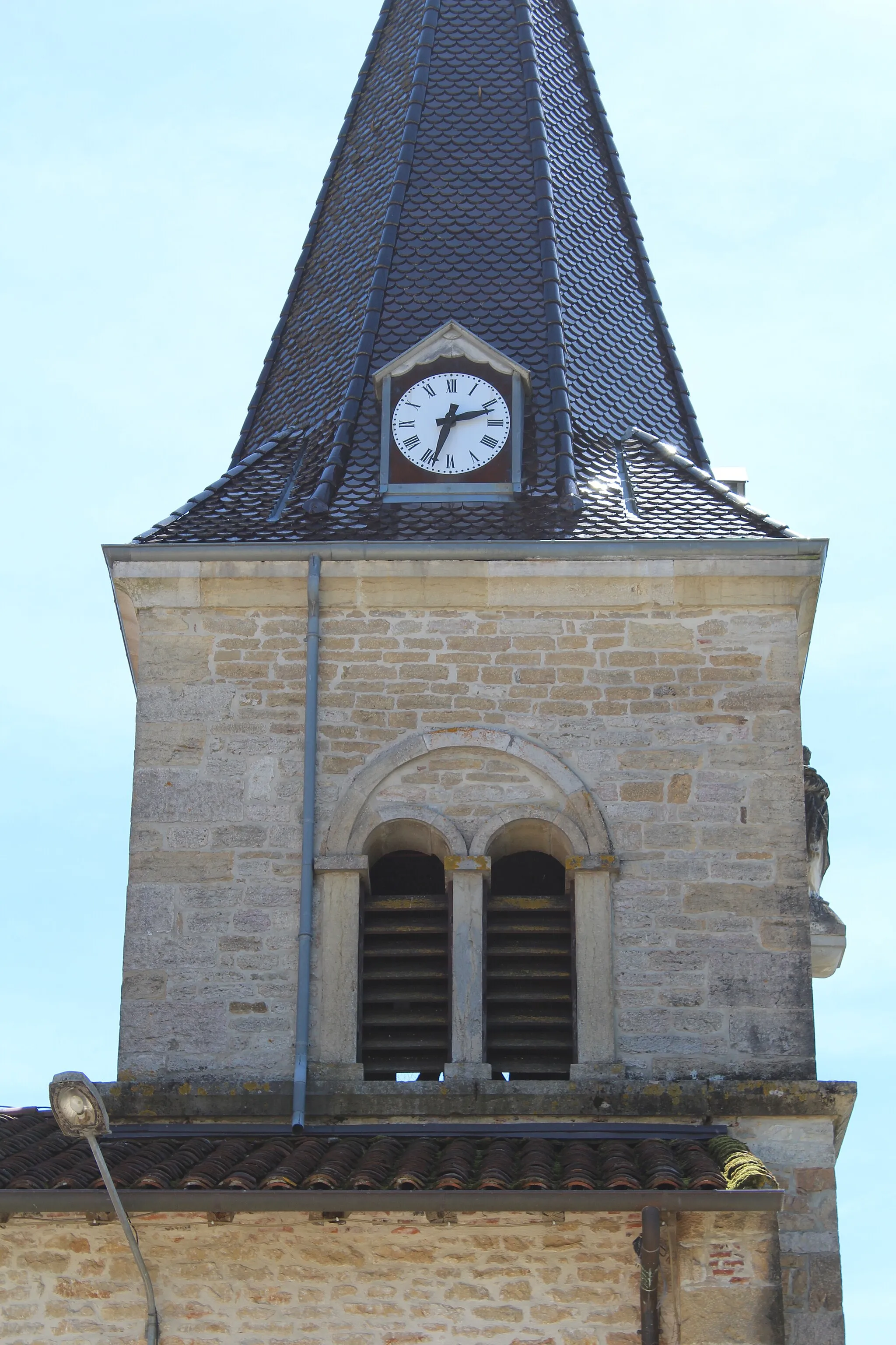 Photo showing: Église Saints-Jacques-et-Philippe de Pirajoux.