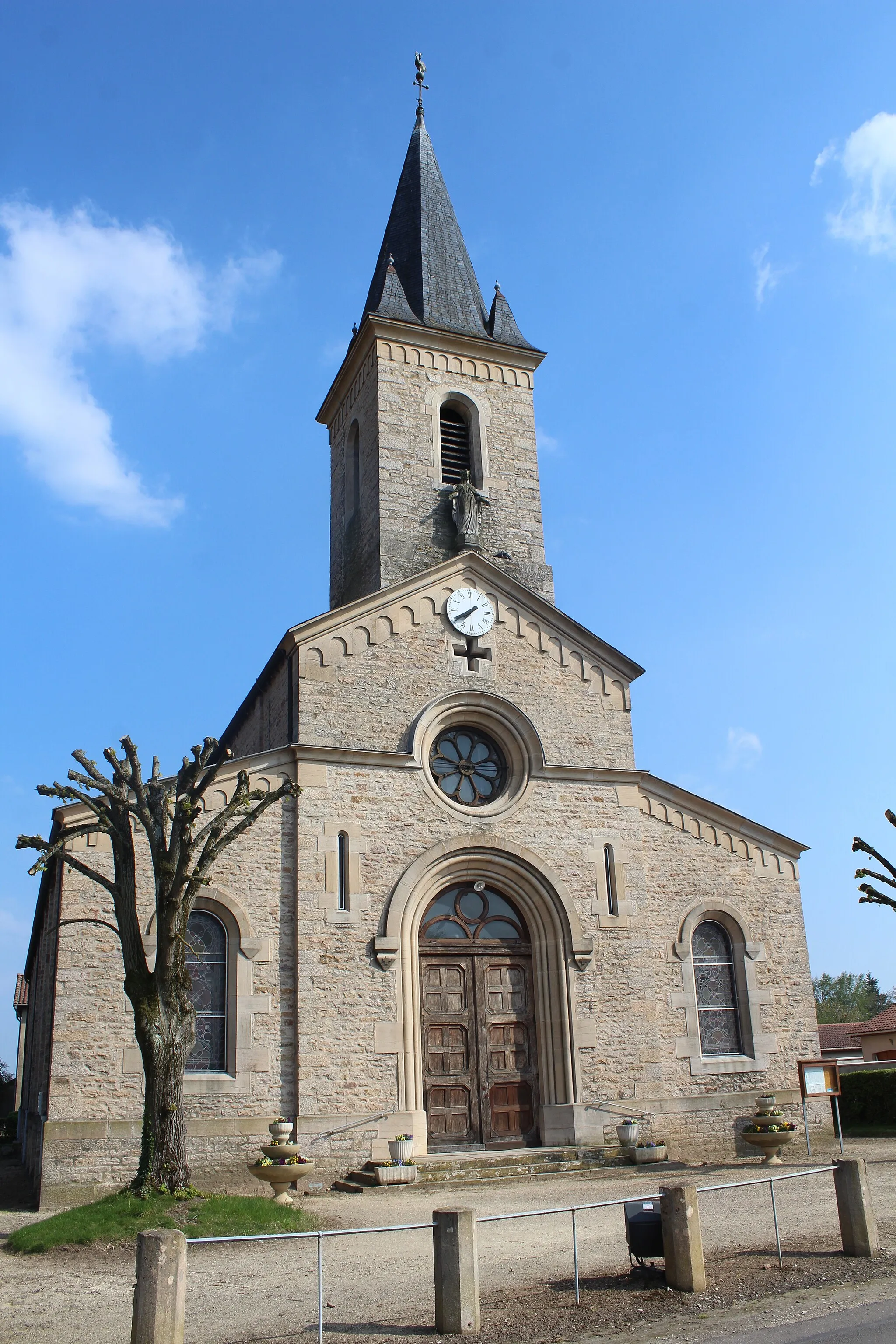 Photo showing: Église Saint-Claude de Reyssouze.