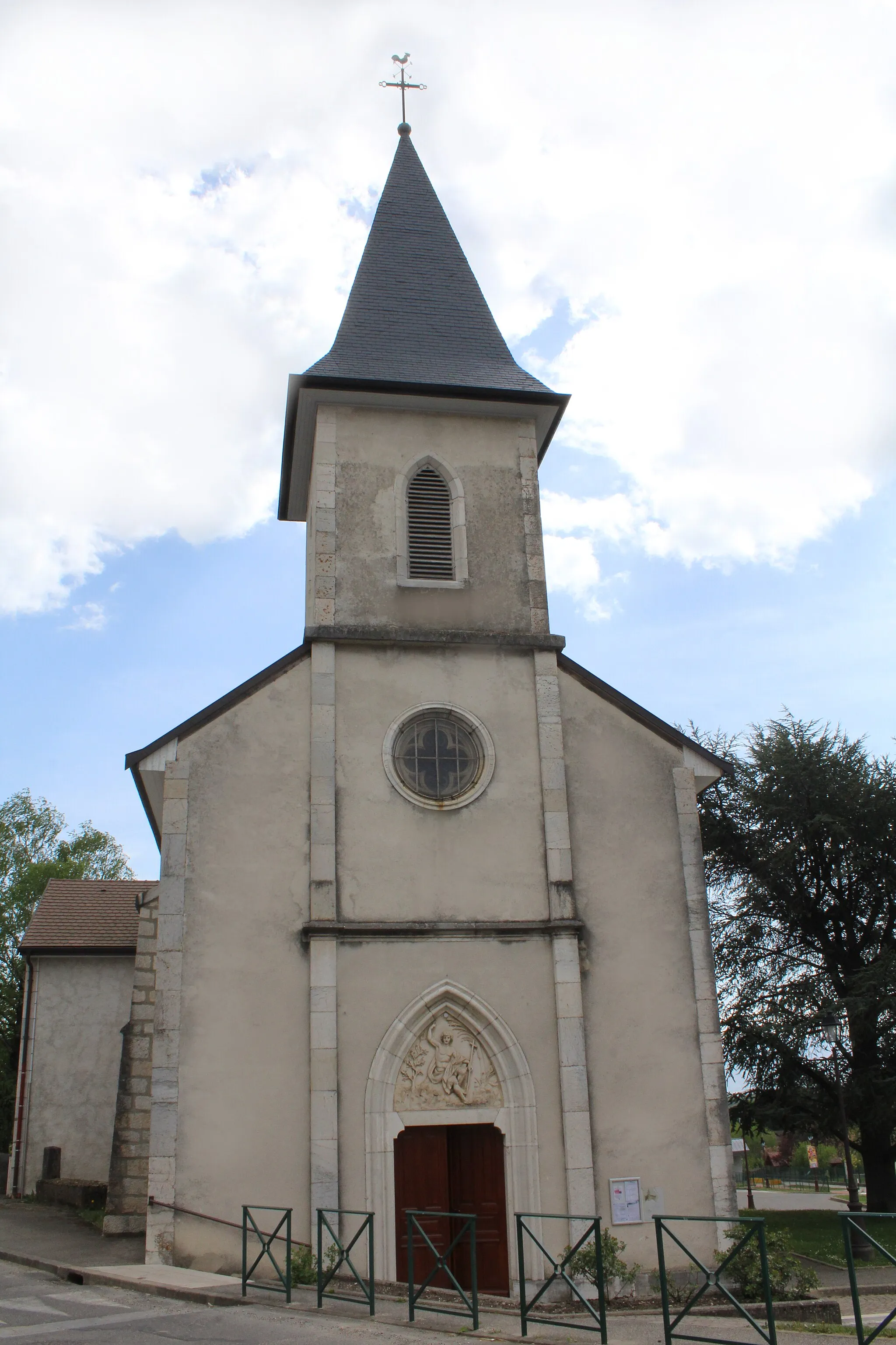 Photo showing: Église Saint-Jean de Saint-Jean-de-Gonville.