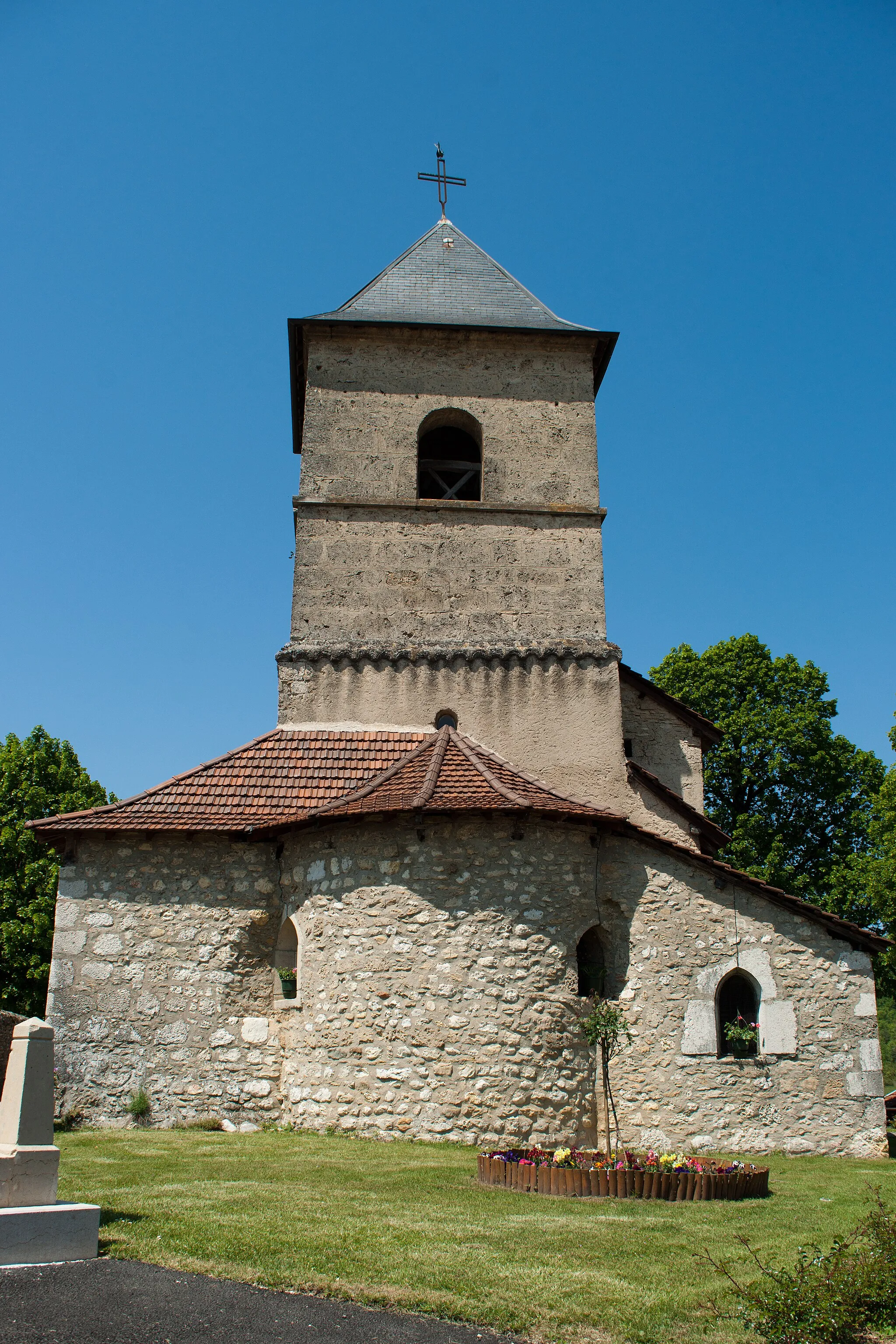 Photo showing: Church in Seillonnaz, France