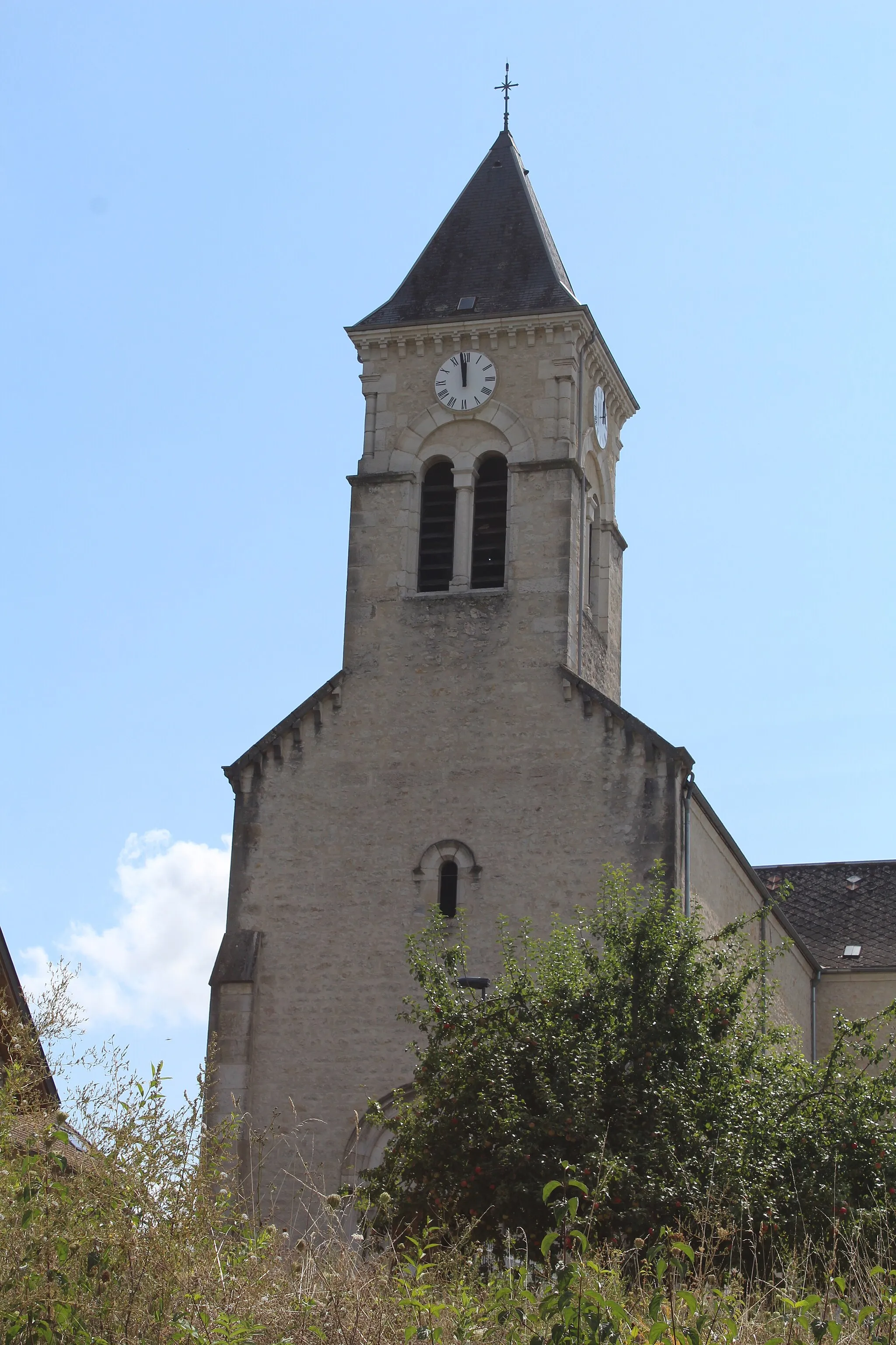 Photo showing: Église Saint-Martin de Saint-Martin-de-Bavel.